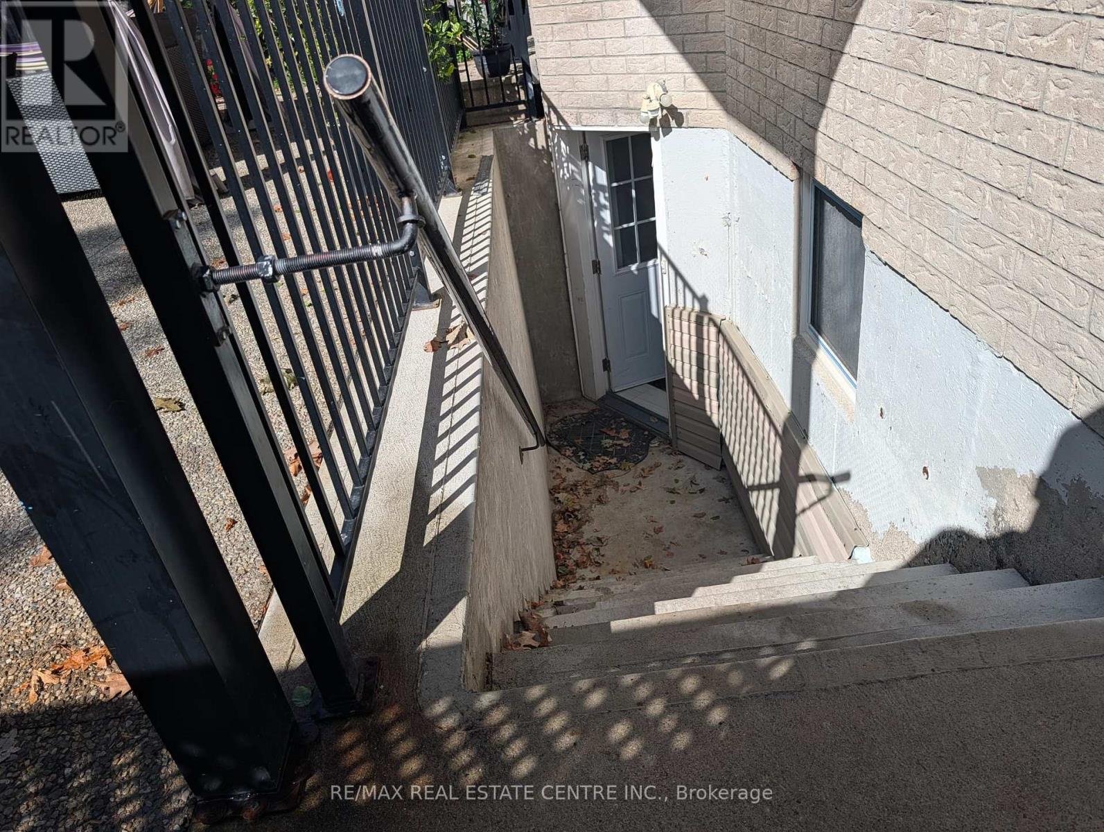 Bsmt - 70 Showboat Crescent Property Photo 2