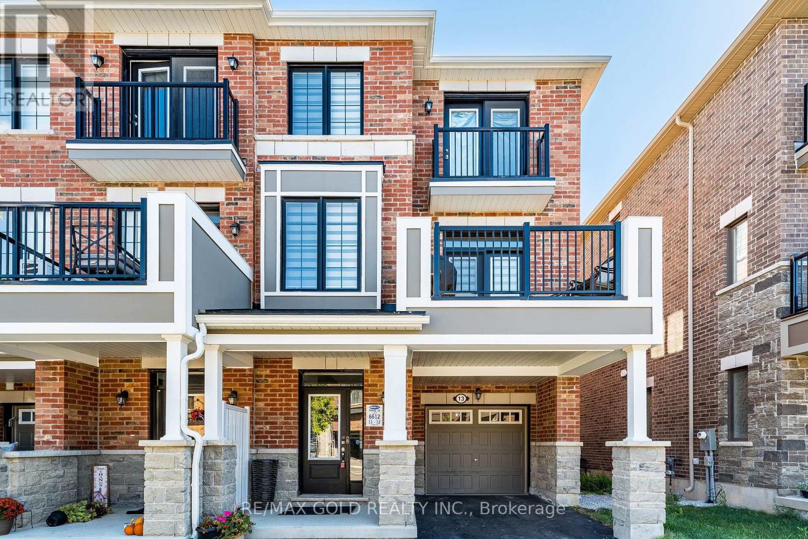 13 Keppel Circle Property Photo 4