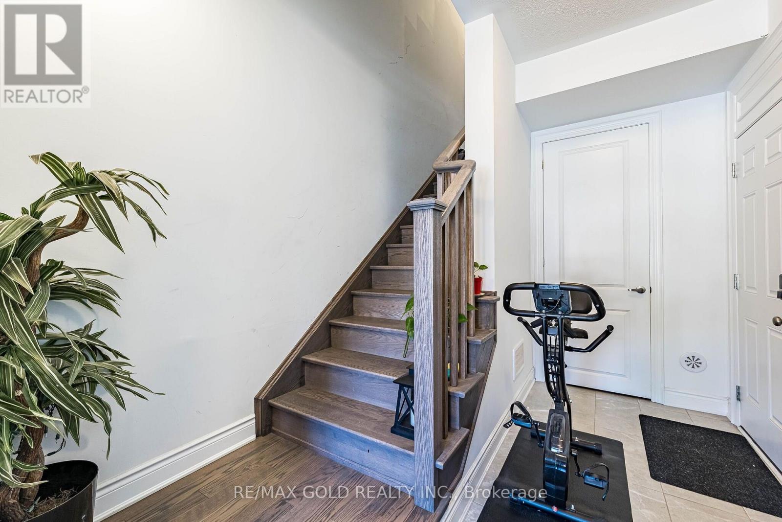 13 Keppel Circle Property Photo 8