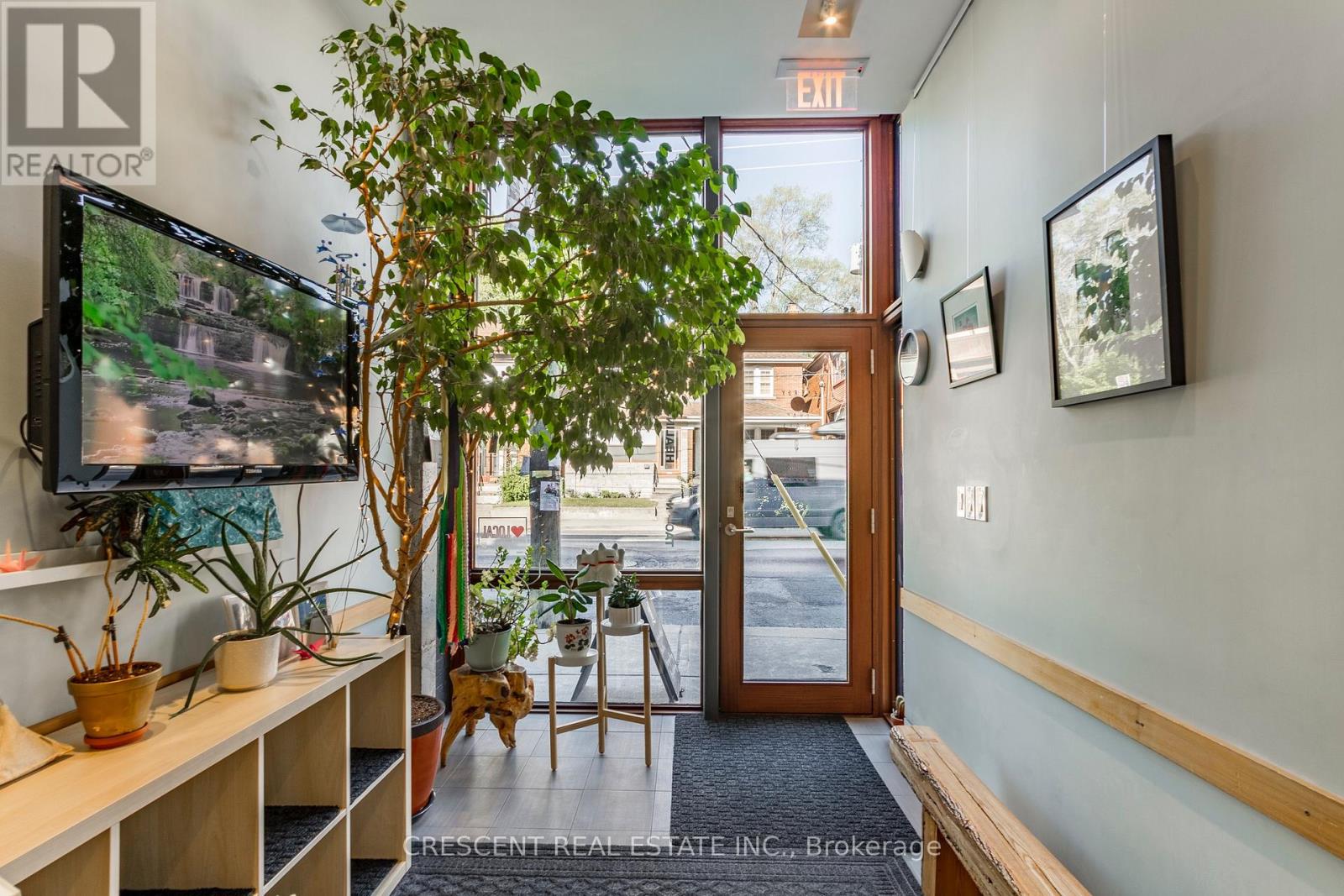 375 Jane Street Property Photo 4