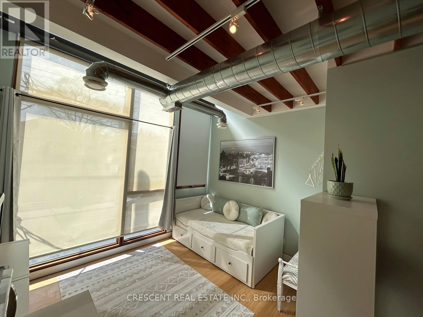 375 Jane Street Property Photo 16