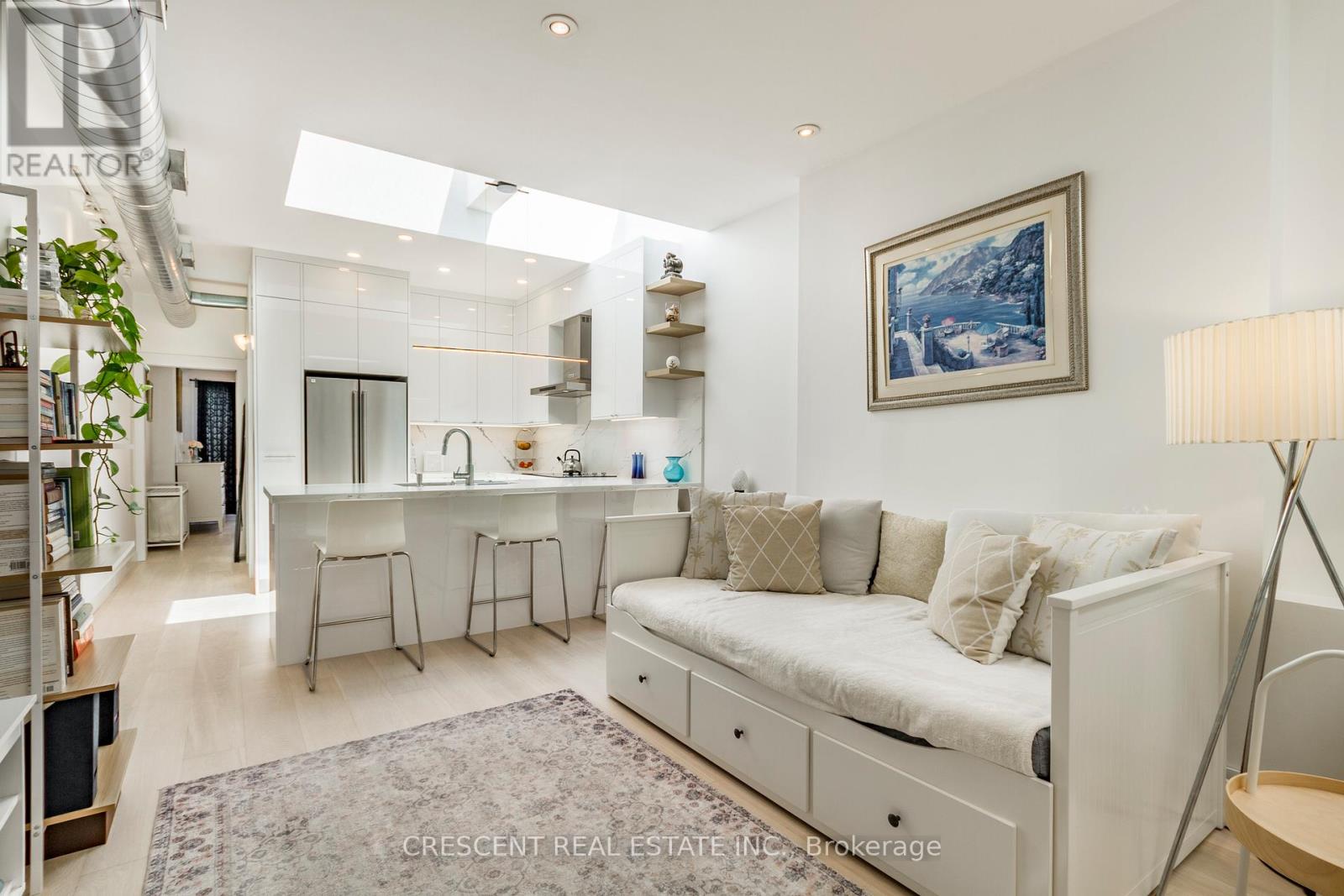 375 Jane Street Property Photo 19