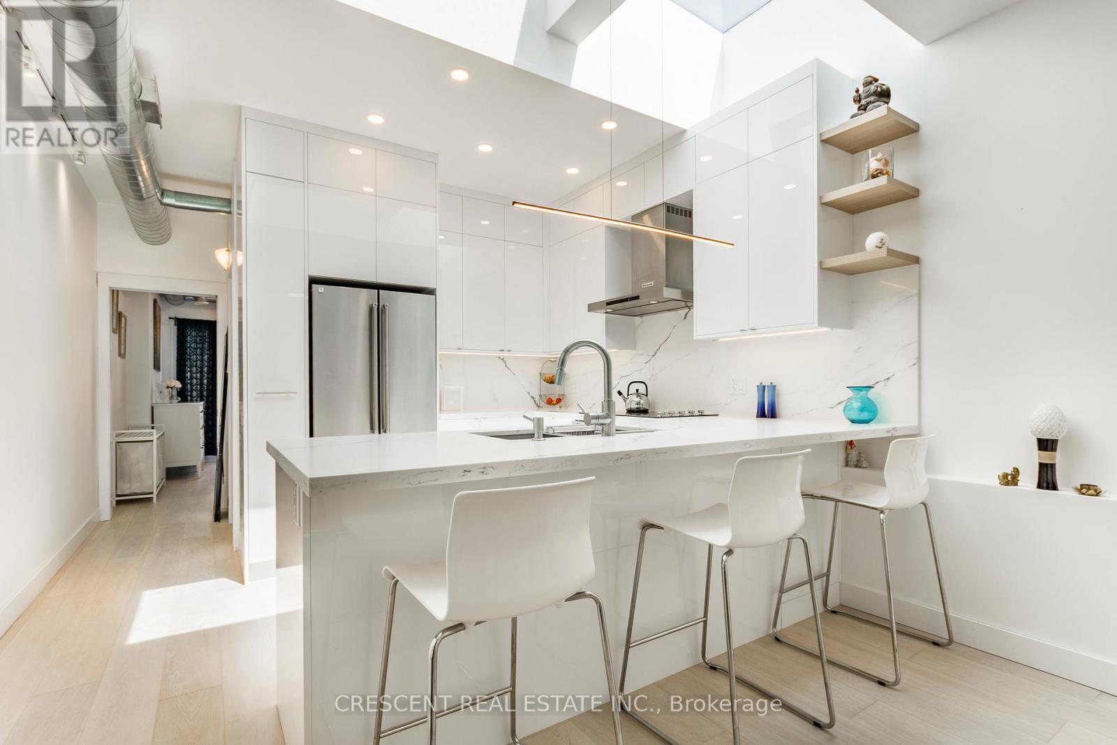 375 Jane Street Property Photo 22