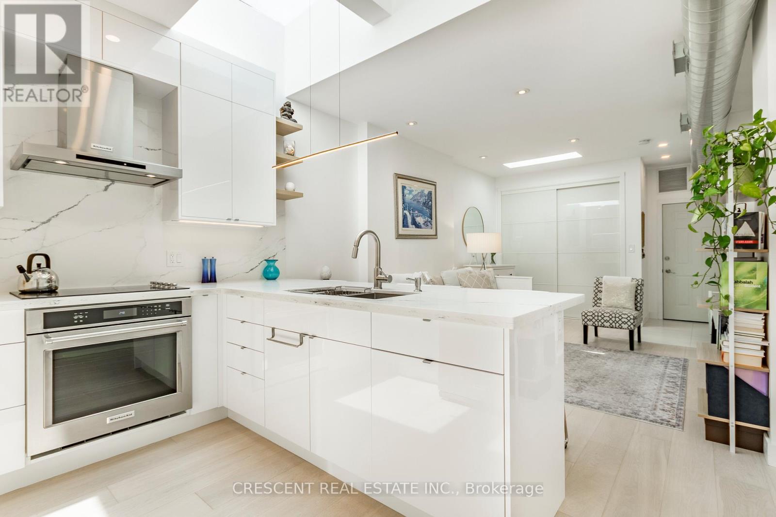 375 Jane Street Property Photo 23