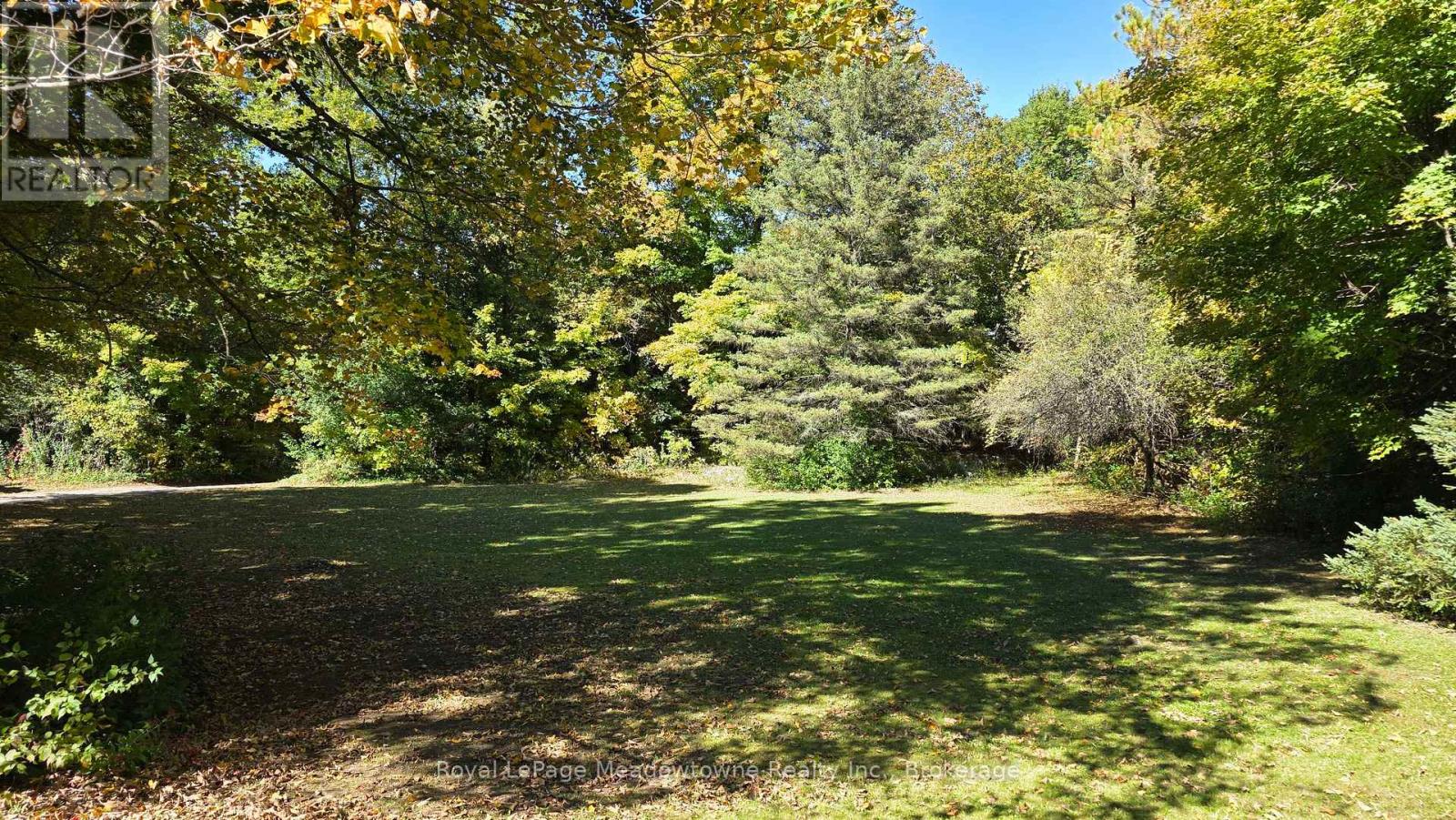 4202 15 Side Road Property Photo 8