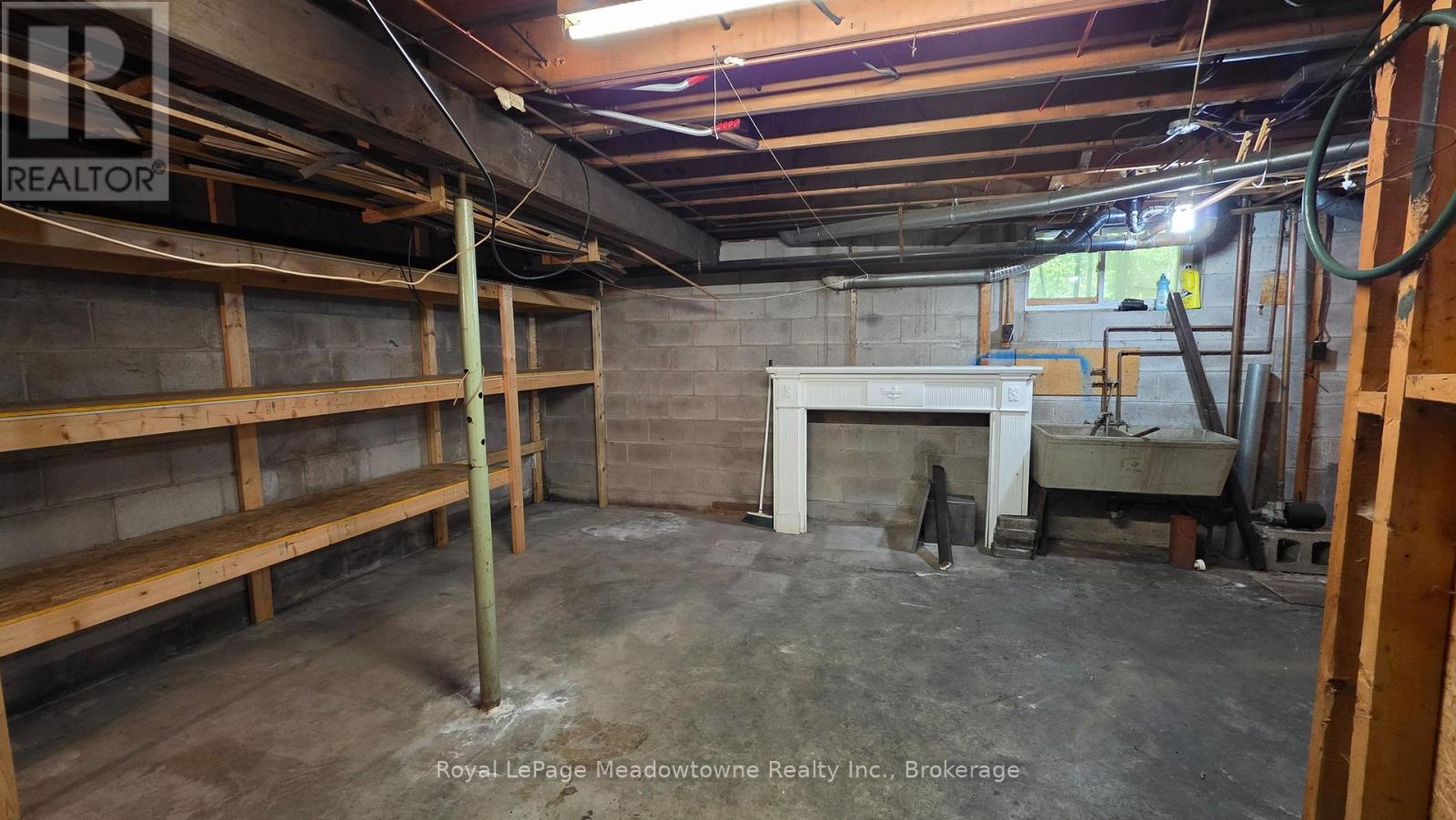 4202 15 Side Road Property Photo 24