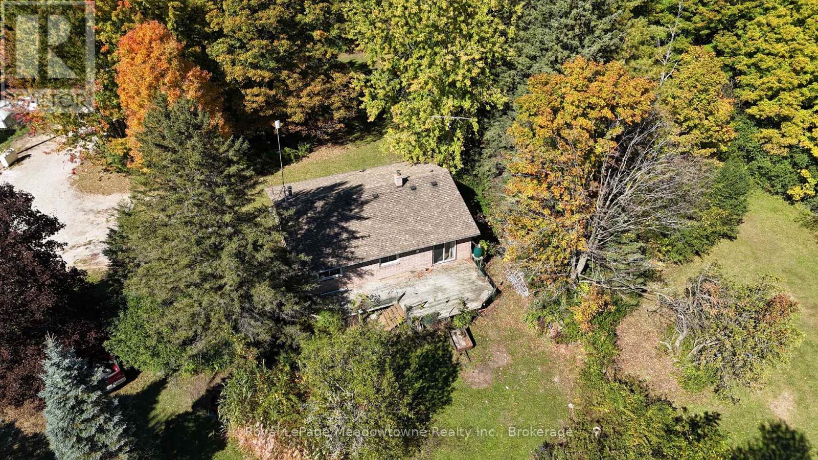 4202 15 Side Road Property Photo 27