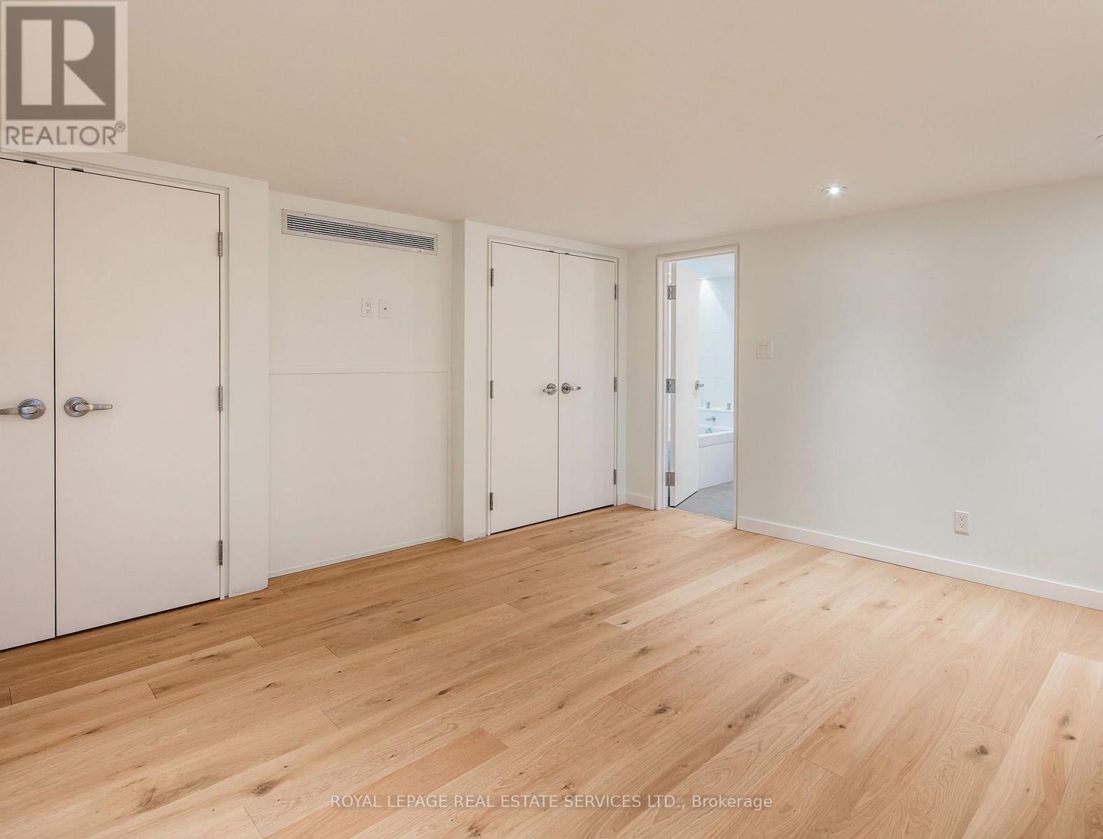 137 High Park Avenue Property Photo 18