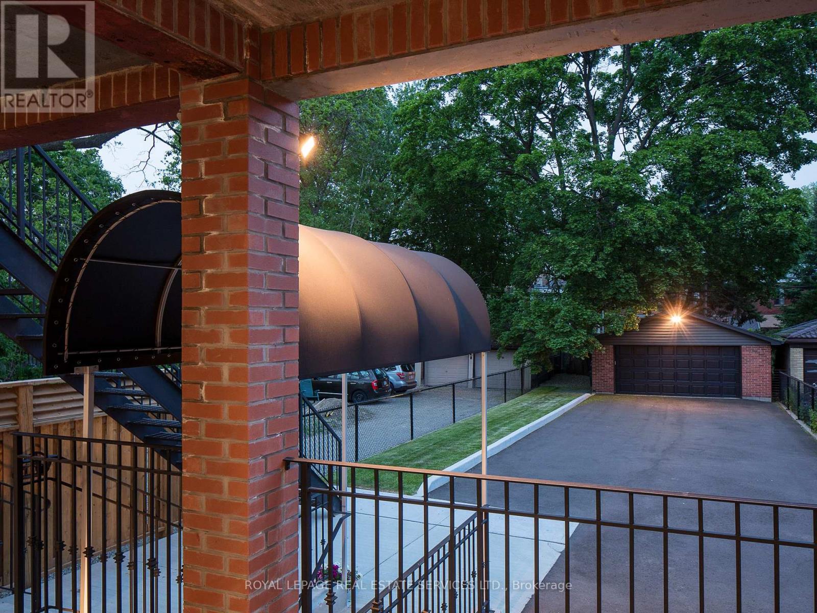 137 High Park Avenue Property Photo 23