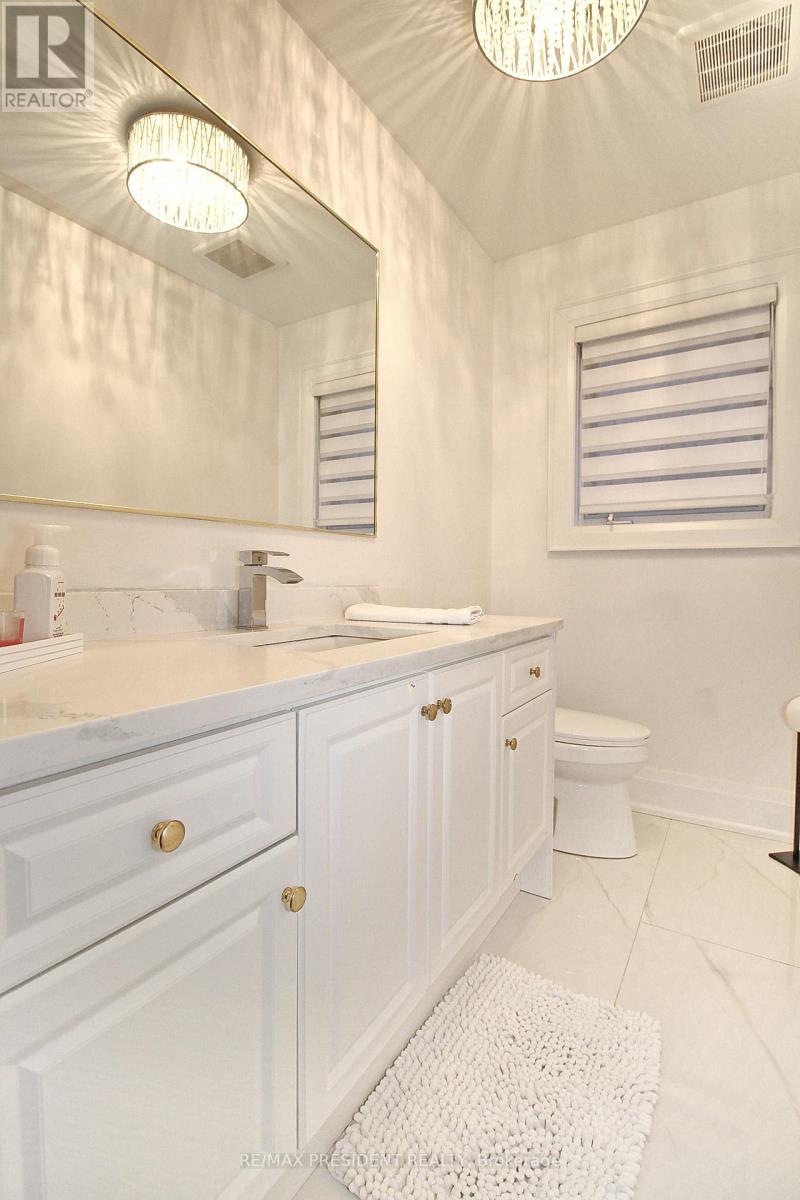 32 Deerglen Drive Property Photo 17