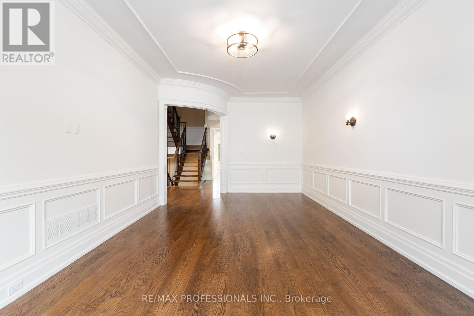 191 Edenbridge Drive Property Photo 5