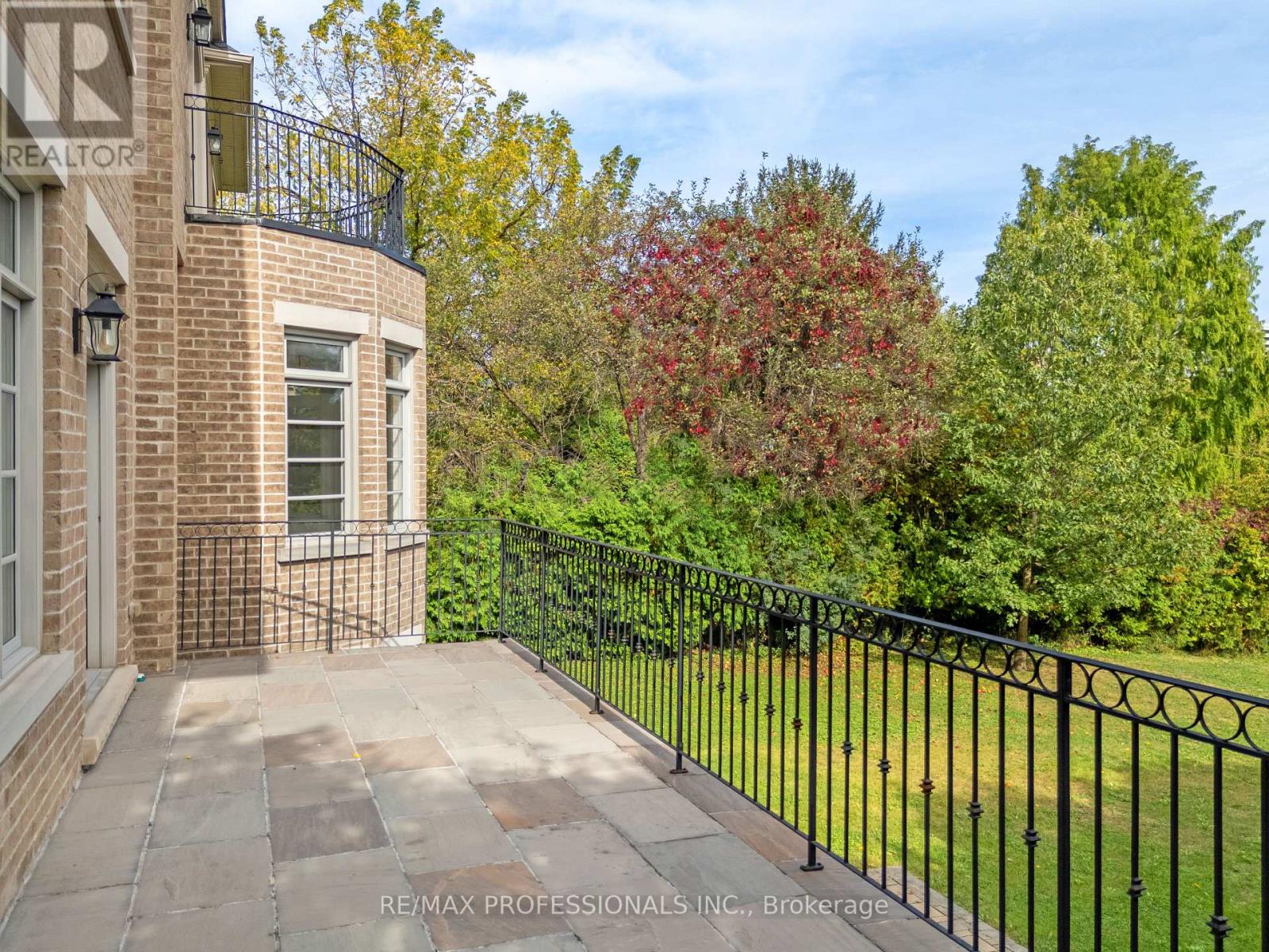 191 Edenbridge Drive Property Photo 17