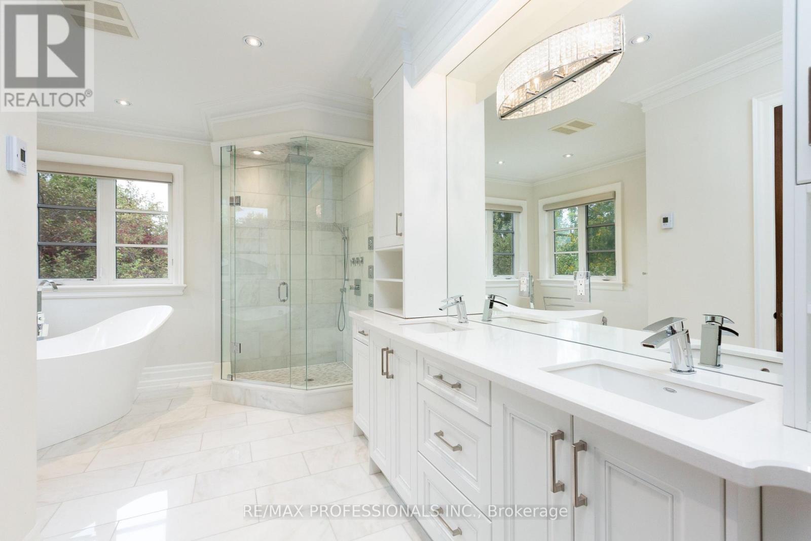 191 Edenbridge Drive Property Photo 25