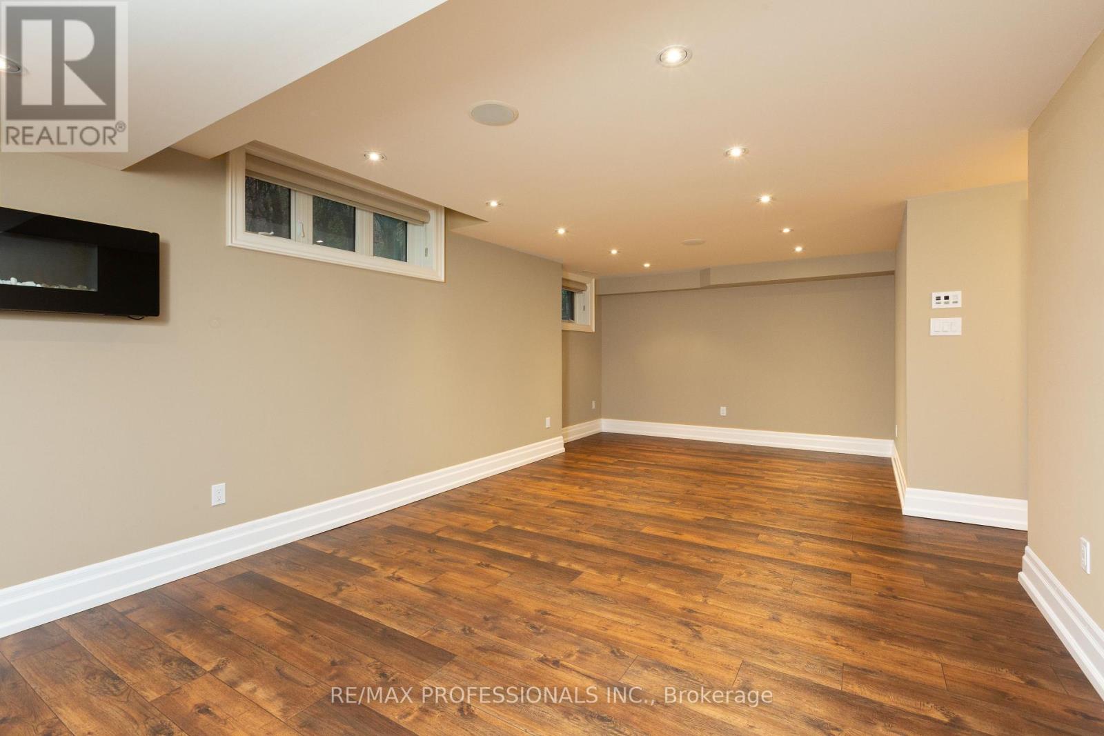 191 Edenbridge Drive Property Photo 42