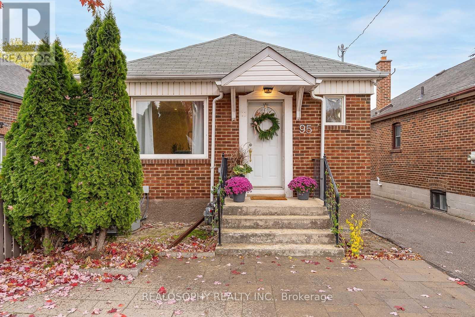 BSMT - 95 ROYAL YORK ROAD Property Photo 1