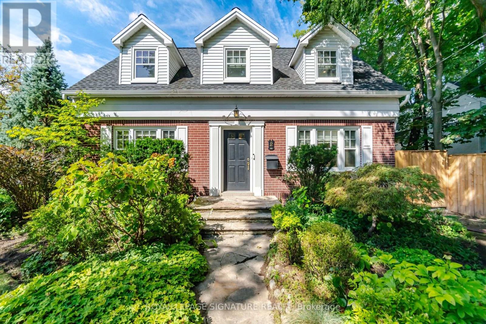 2 WEMBLEY AVENUE