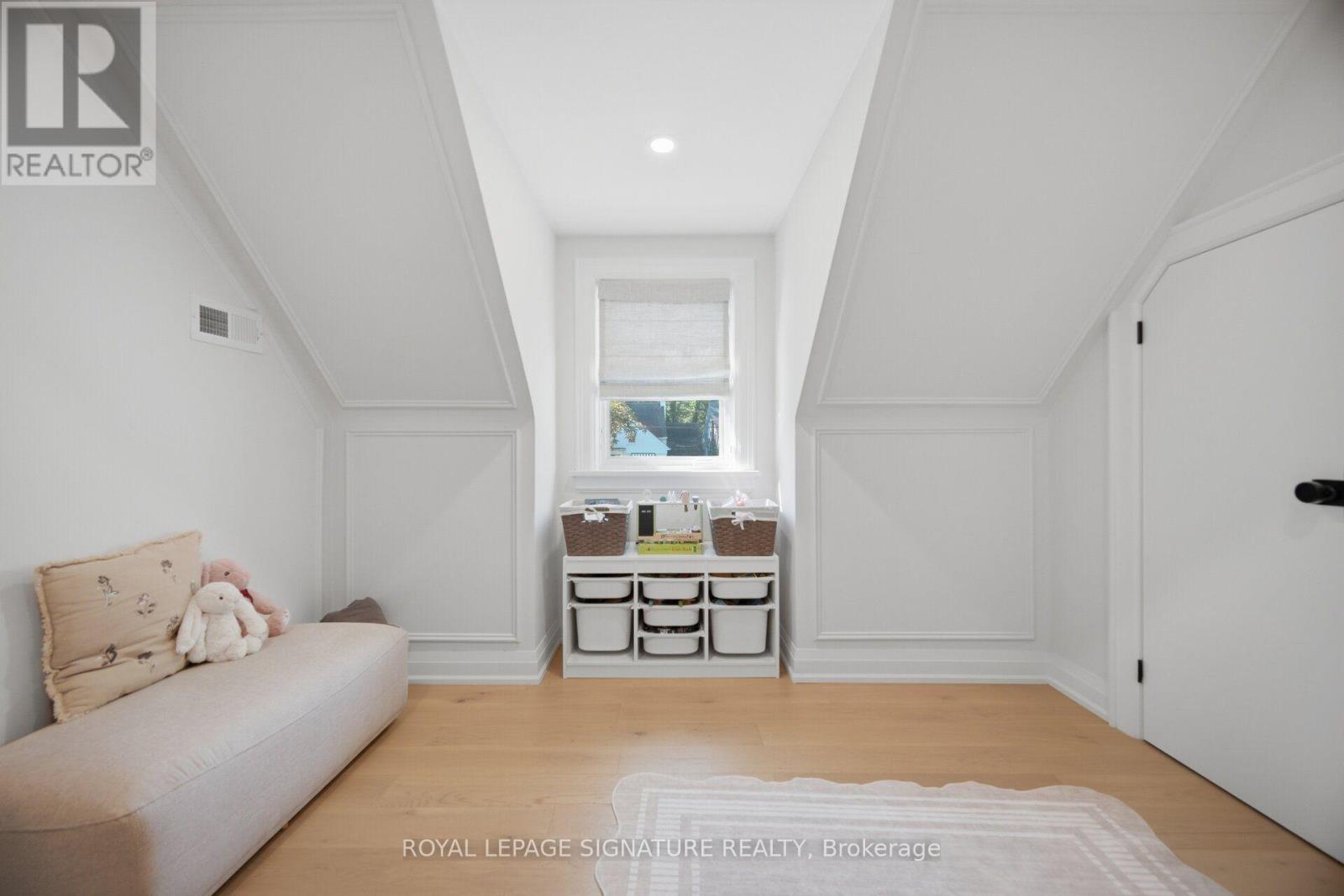 2 Wembley Avenue Property Photo 27