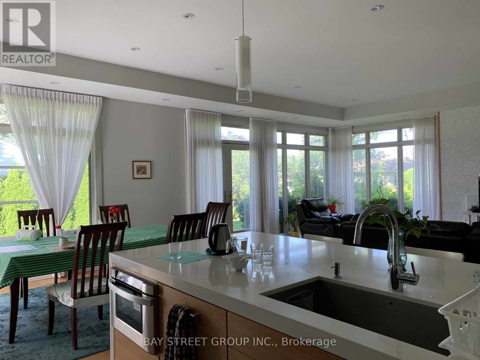 6 Bemersyde Drive Property Photo 3