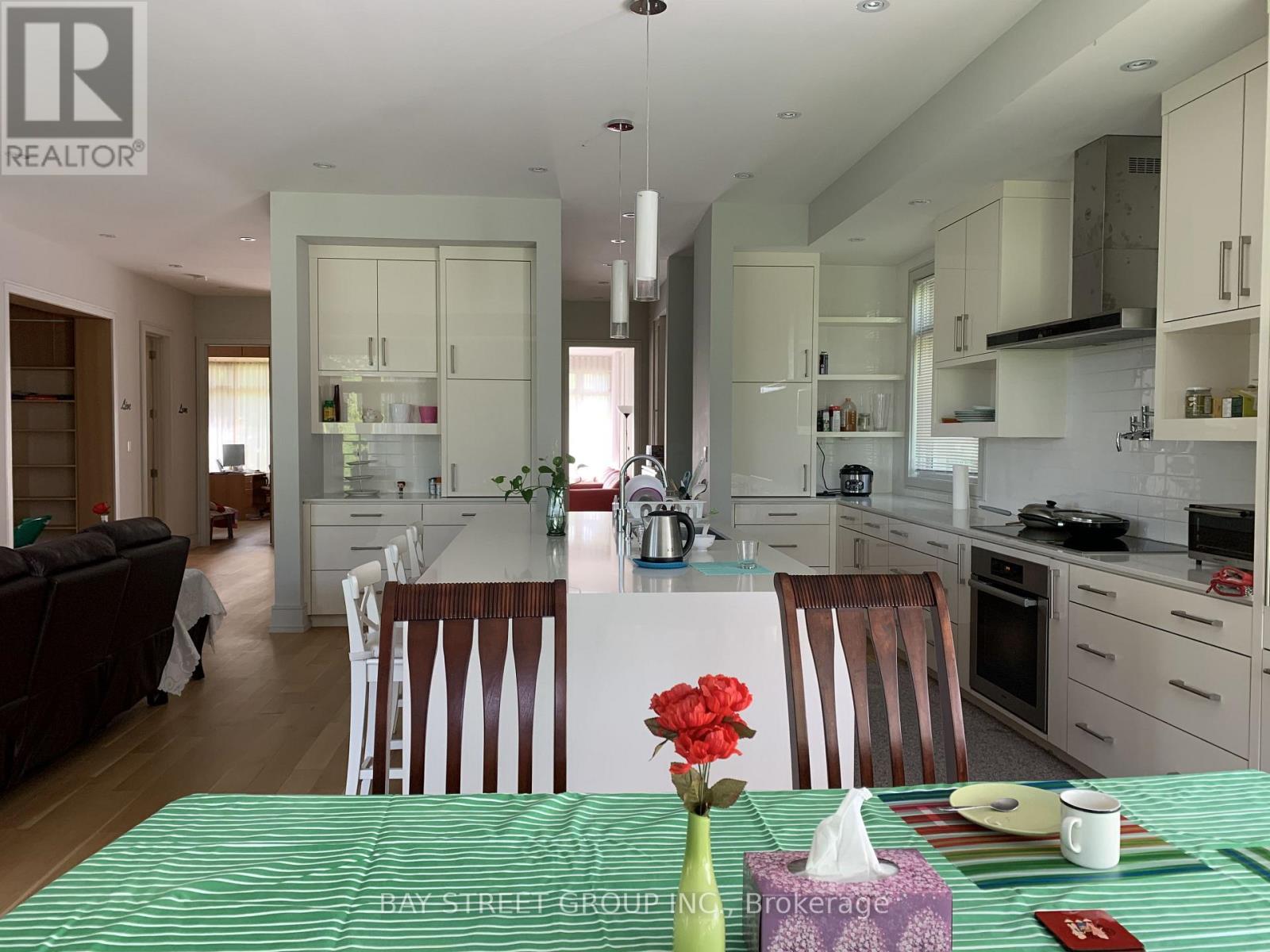 6 Bemersyde Drive Property Photo 5