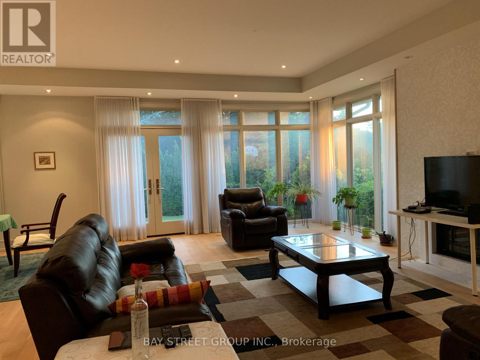 6 Bemersyde Drive Property Photo 6