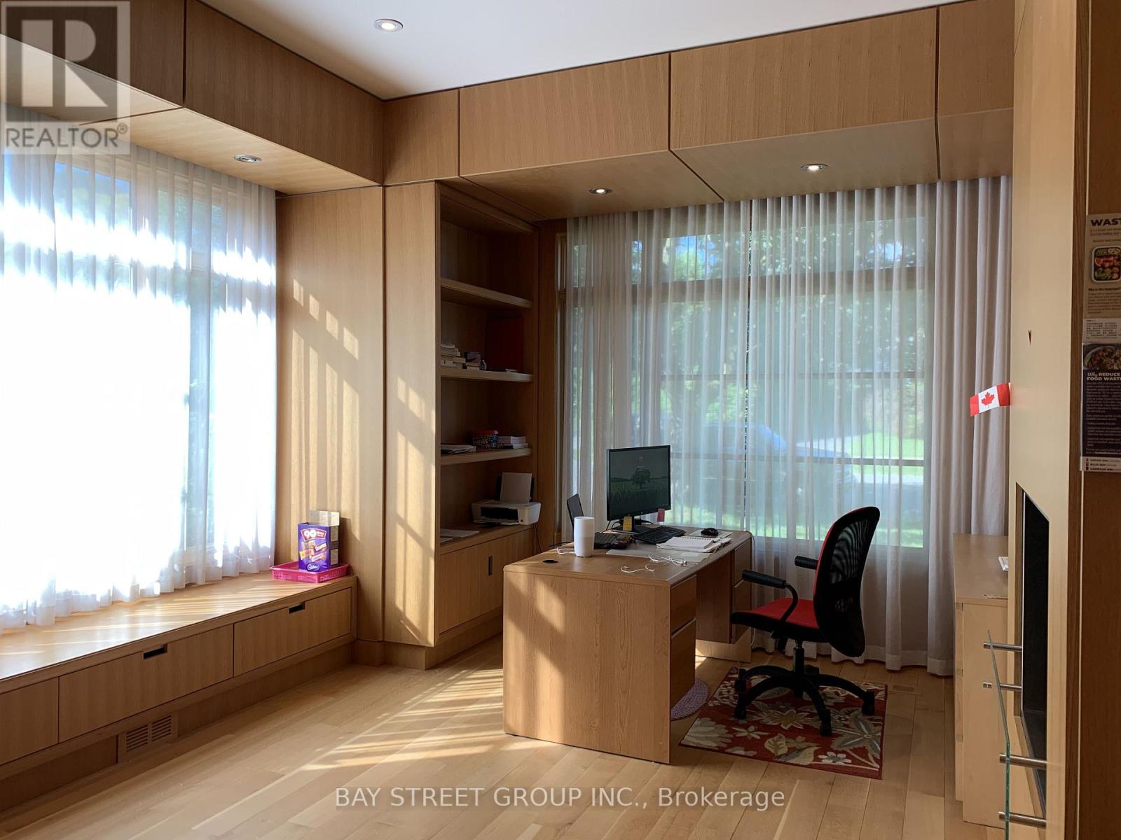 6 Bemersyde Drive Property Photo 9