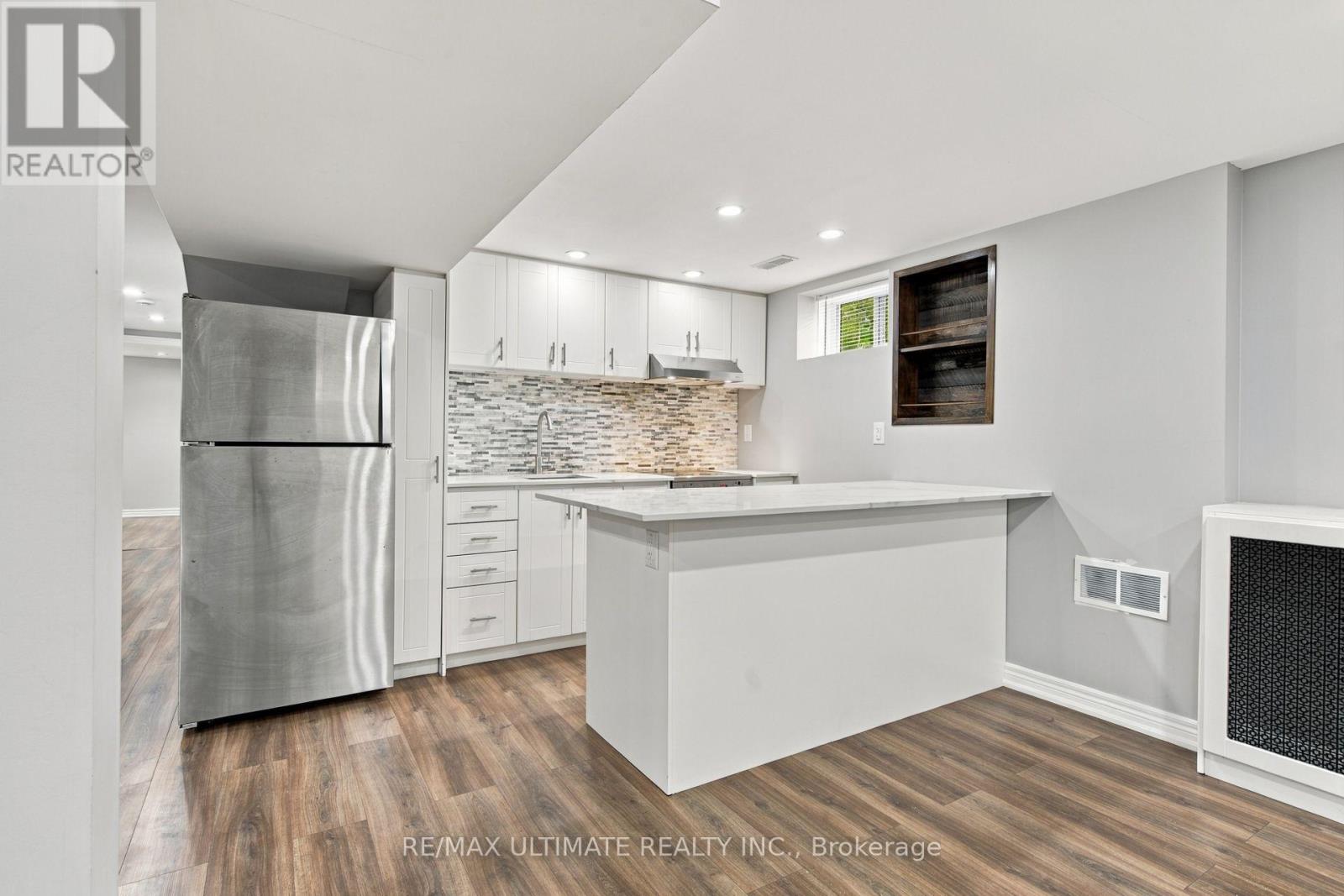 7639 Kittridge Drive Property Photo 10