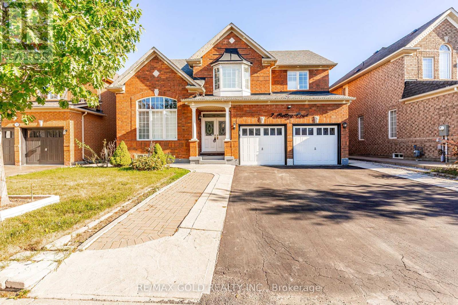 7 Bettey Road Property Photo 1