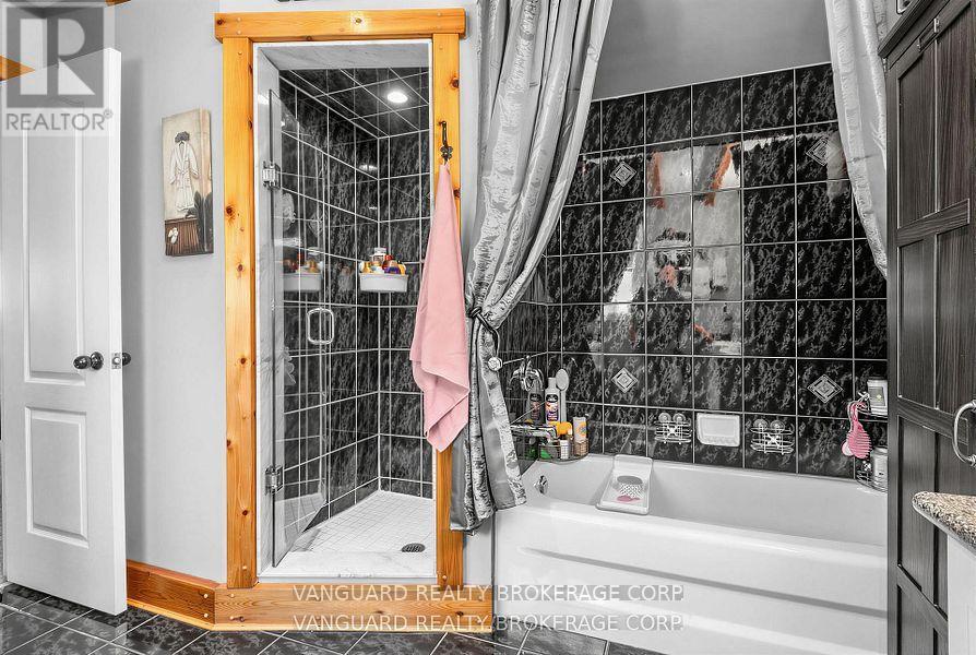 111 Grapevine Road Property Photo 16