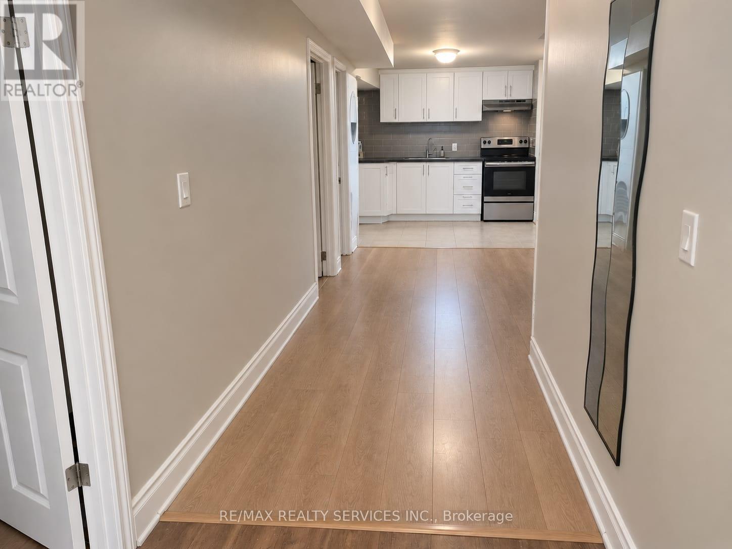 50 Banting Crescent Property Photo 2