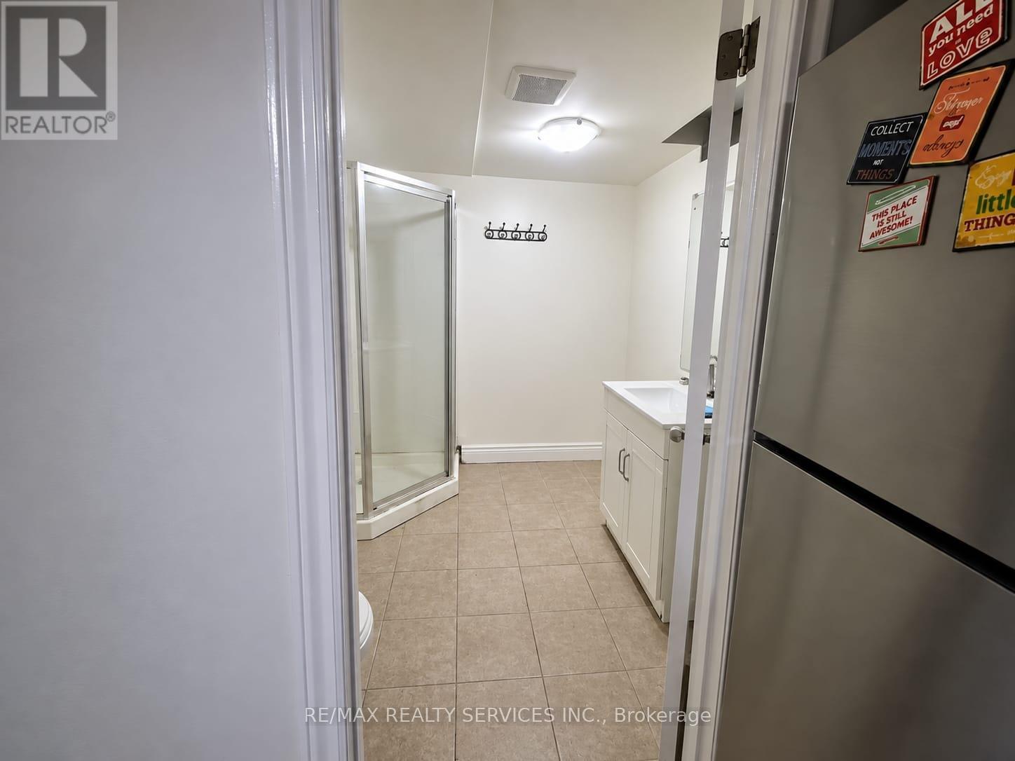 50 Banting Crescent Property Photo 3