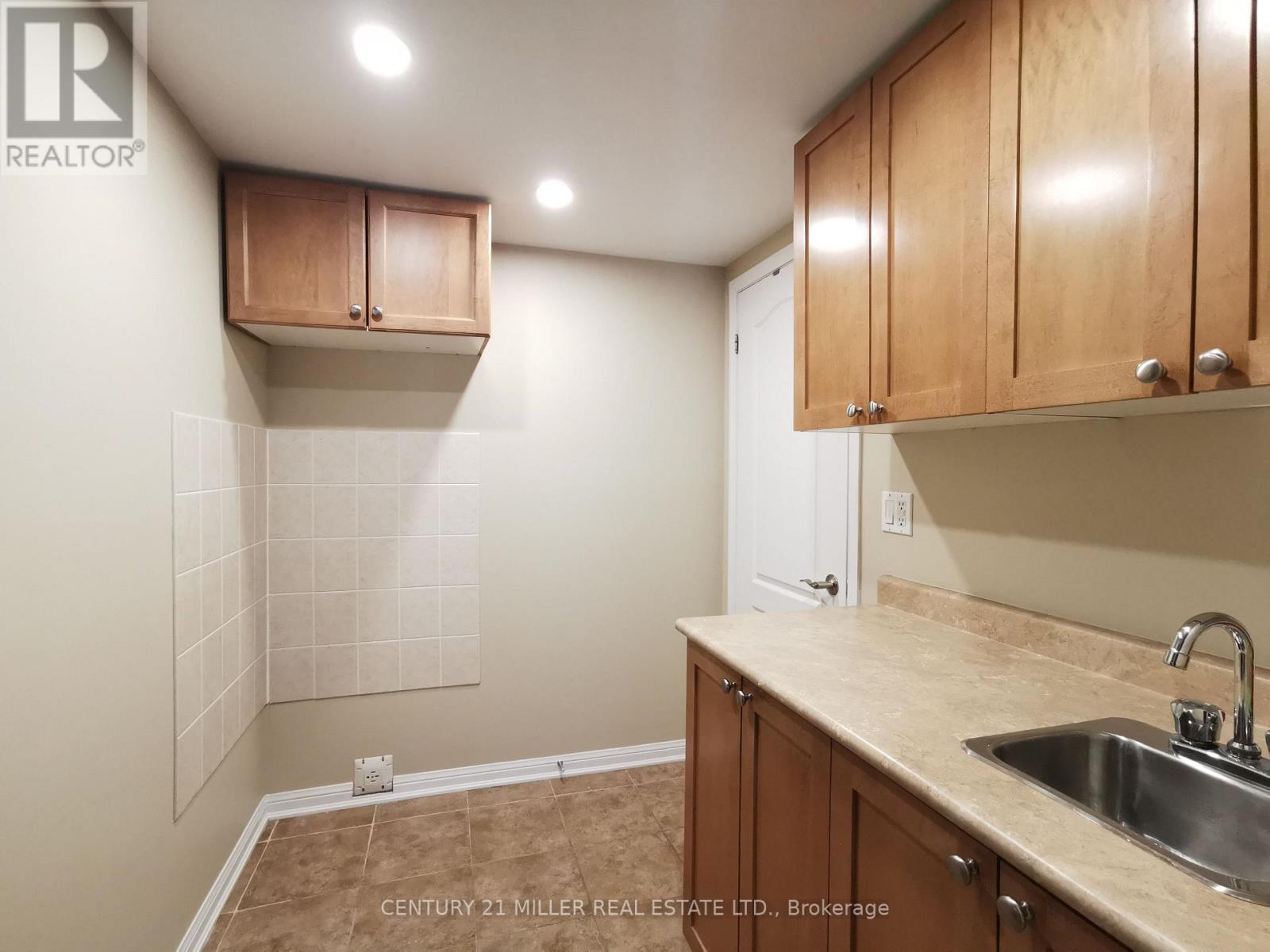 670 Holly Avenue Property Photo 5