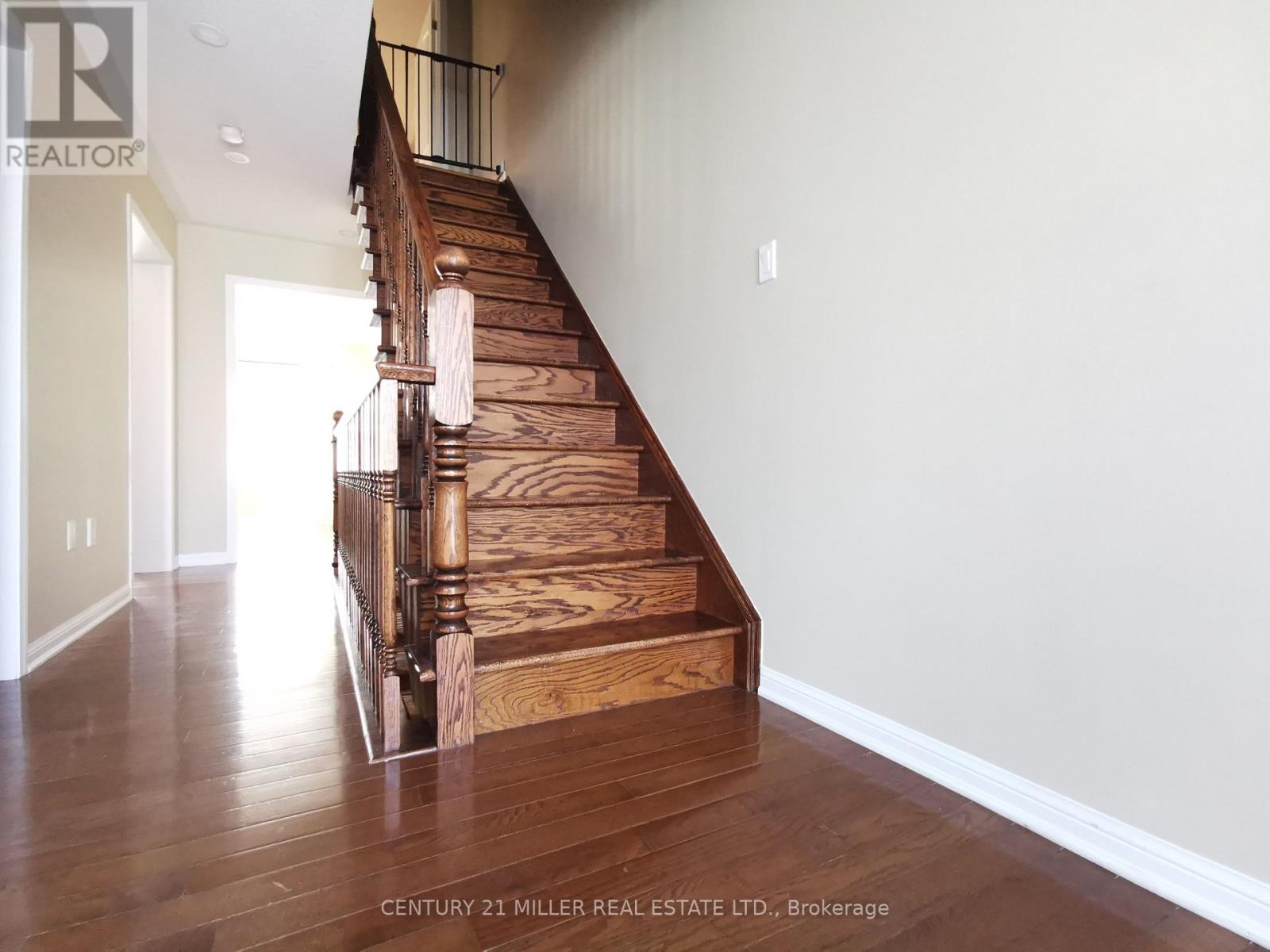 670 Holly Avenue Property Photo 6