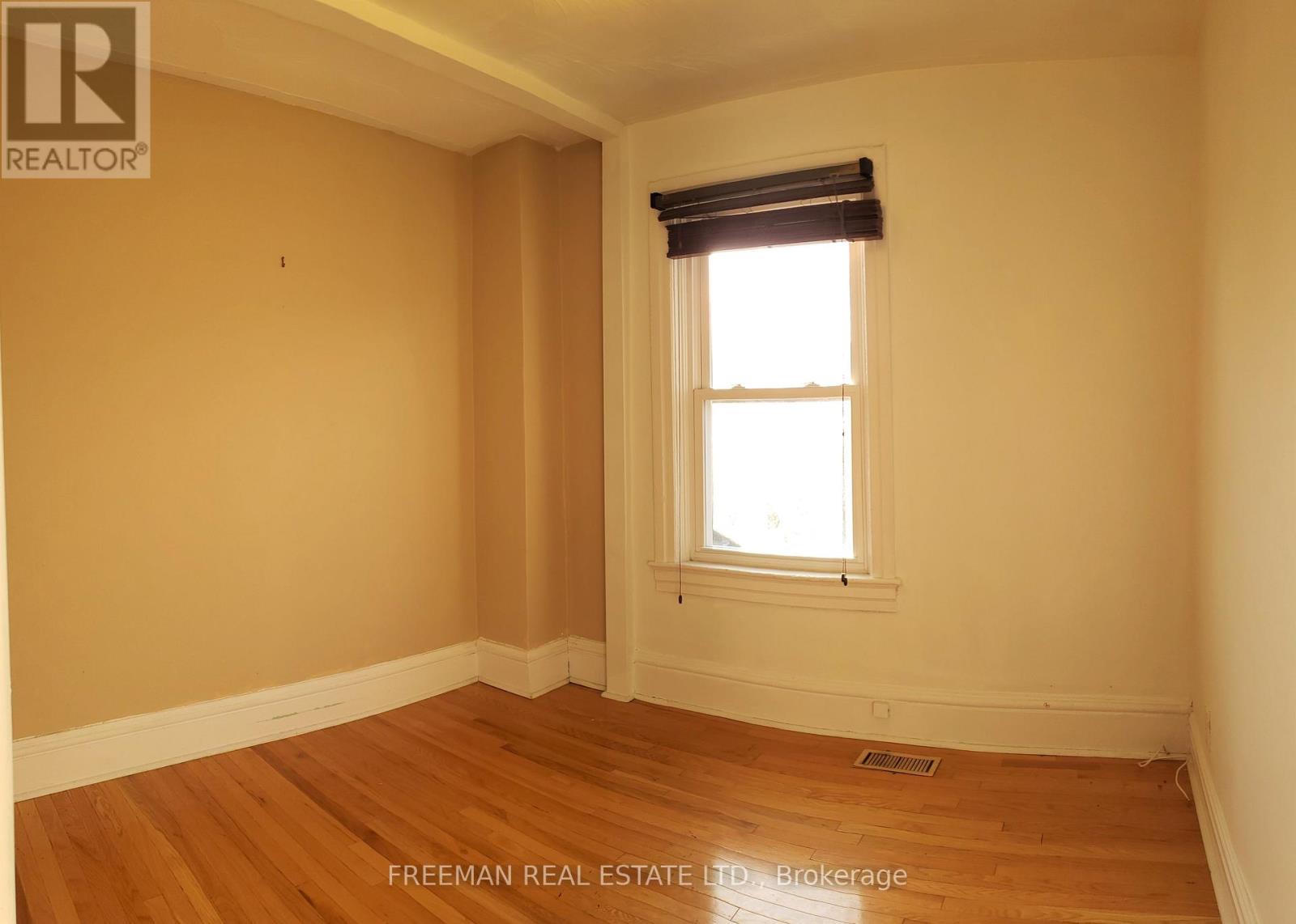 203 Fairview Avenue Property Photo 10