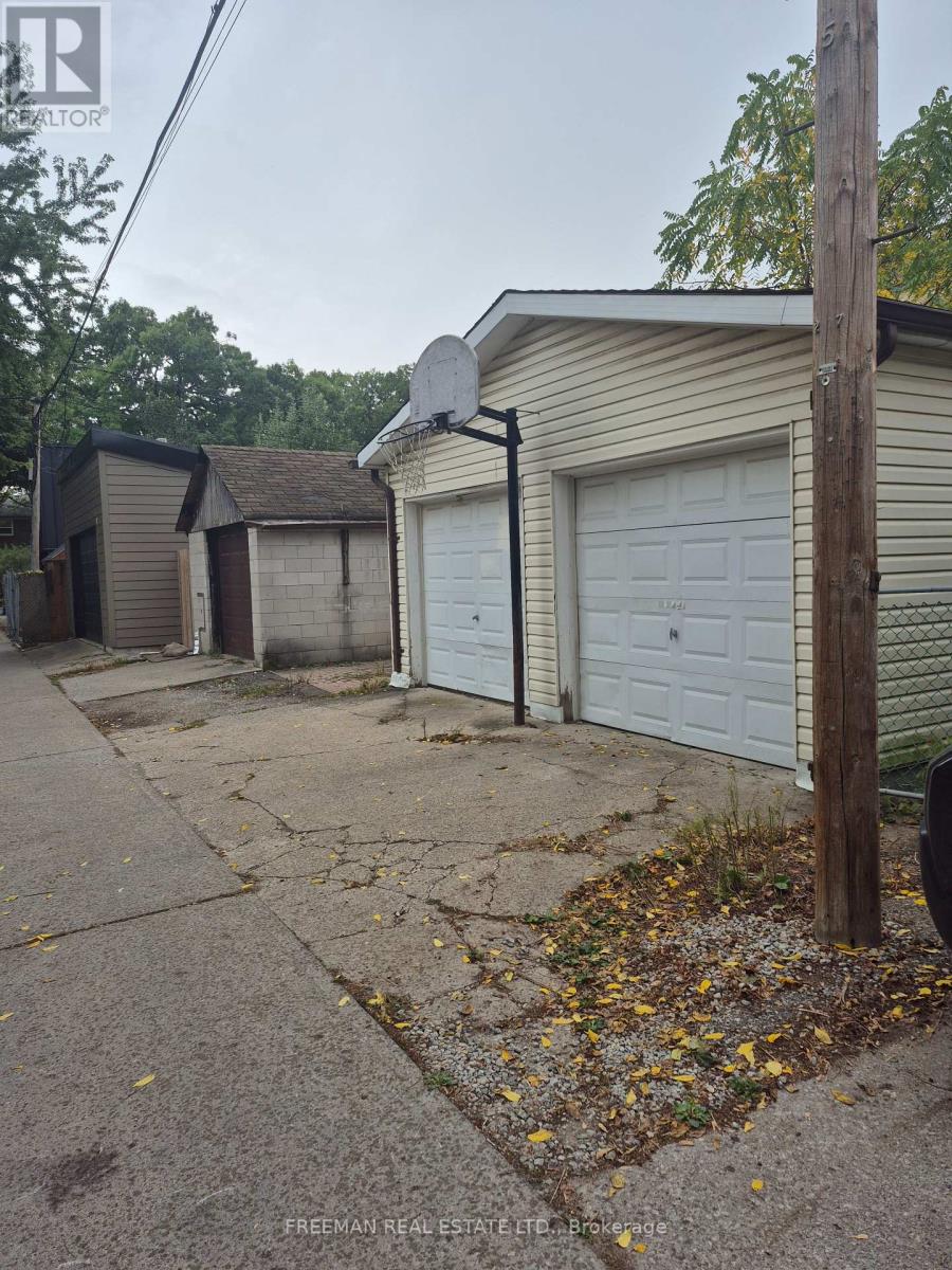 203 Fairview Avenue Property Photo 27