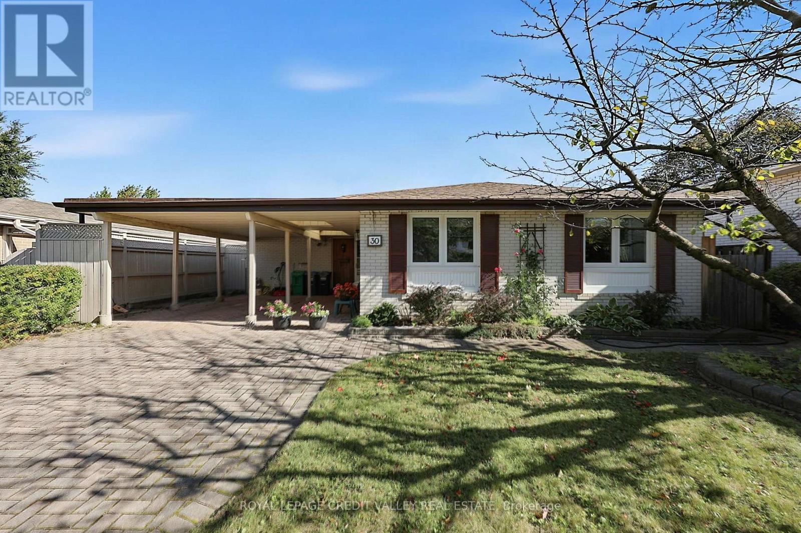 30 Palgrave Crescent Property Photo 4
