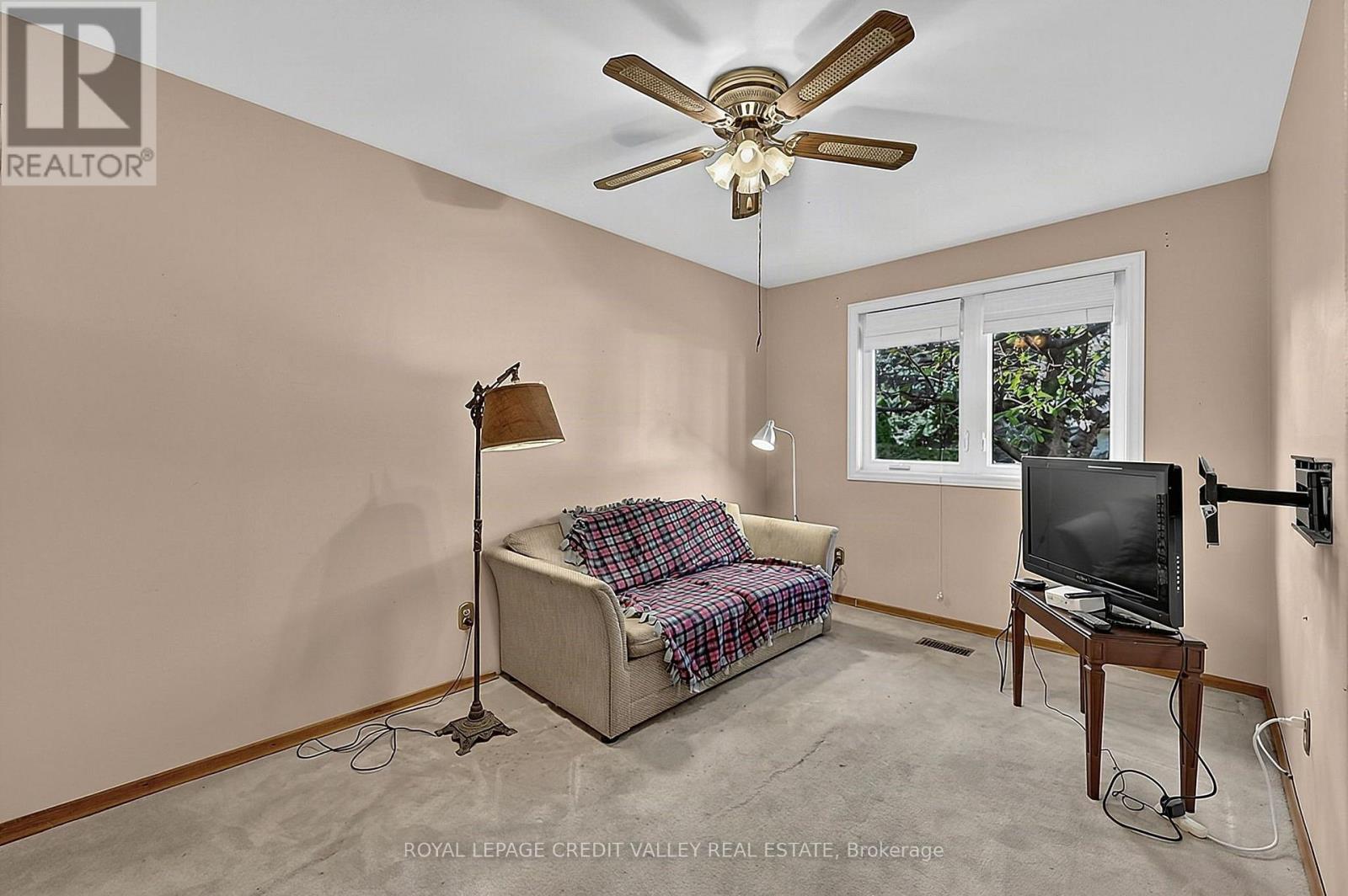 30 Palgrave Crescent Property Photo 27