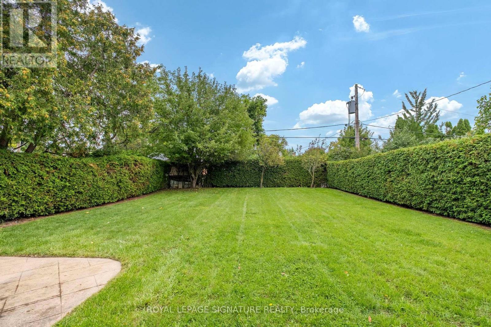 11 Brook Tree Crescent Property Photo 37