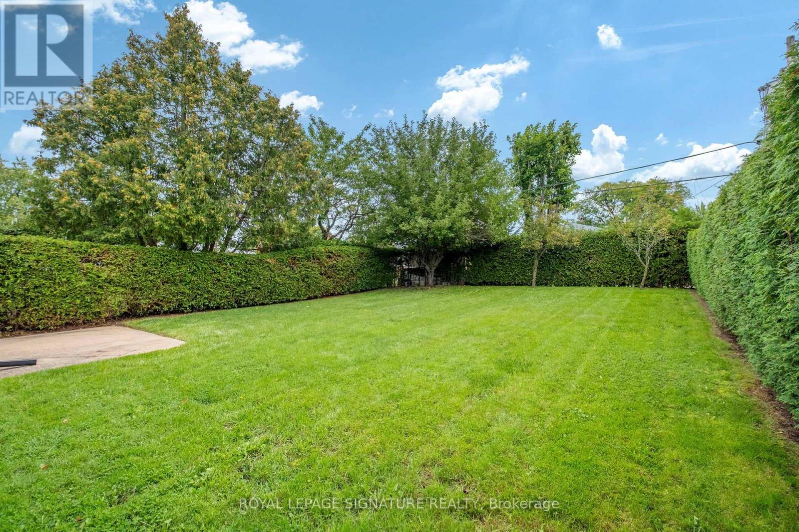 11 Brook Tree Crescent Property Photo 38