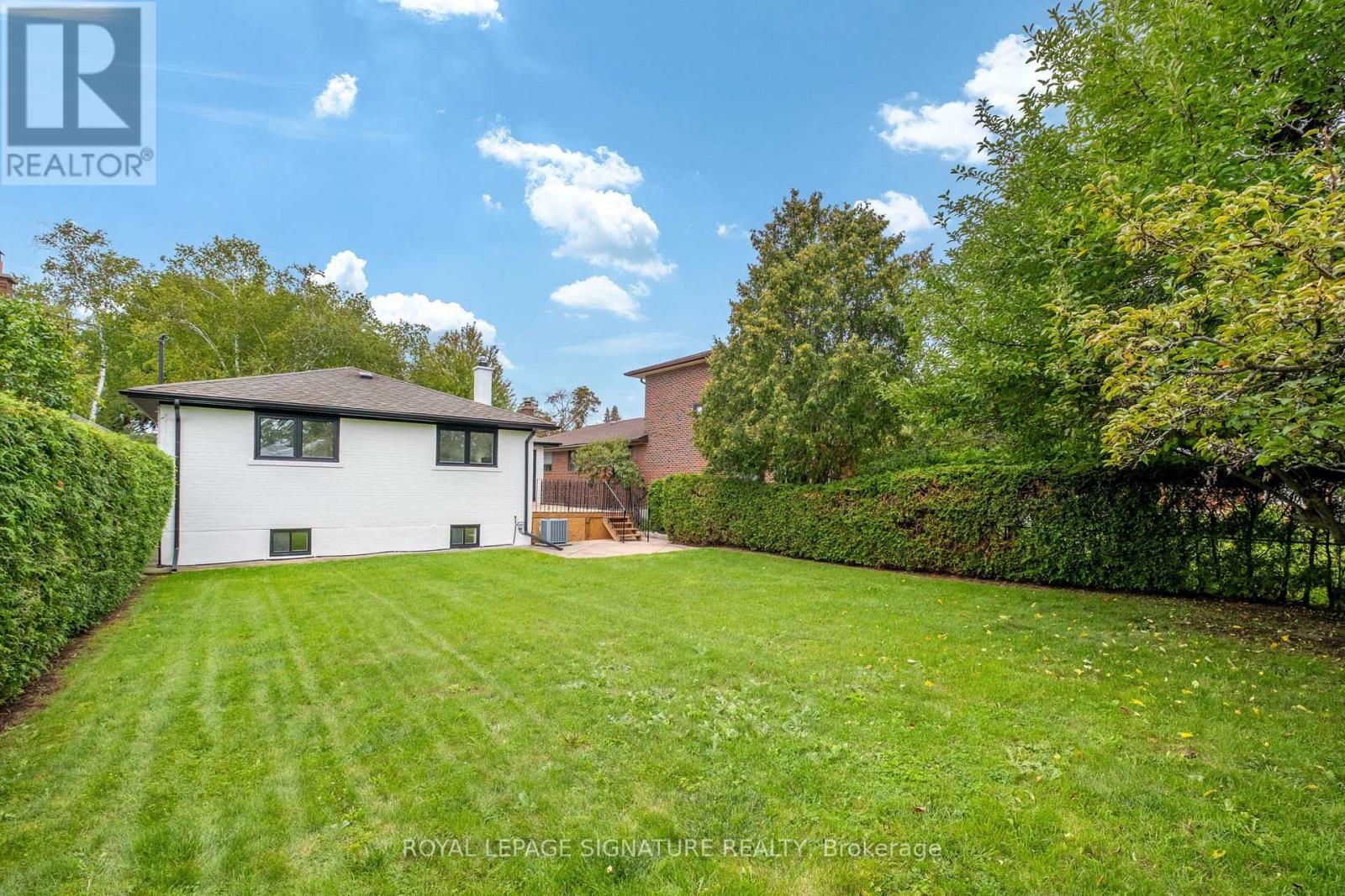 11 Brook Tree Crescent Property Photo 39