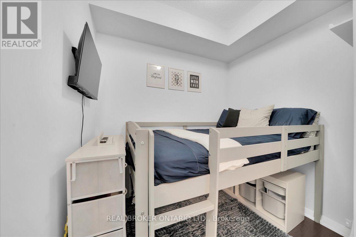 805 - 4065 Brickstone Mews Property Photo 14