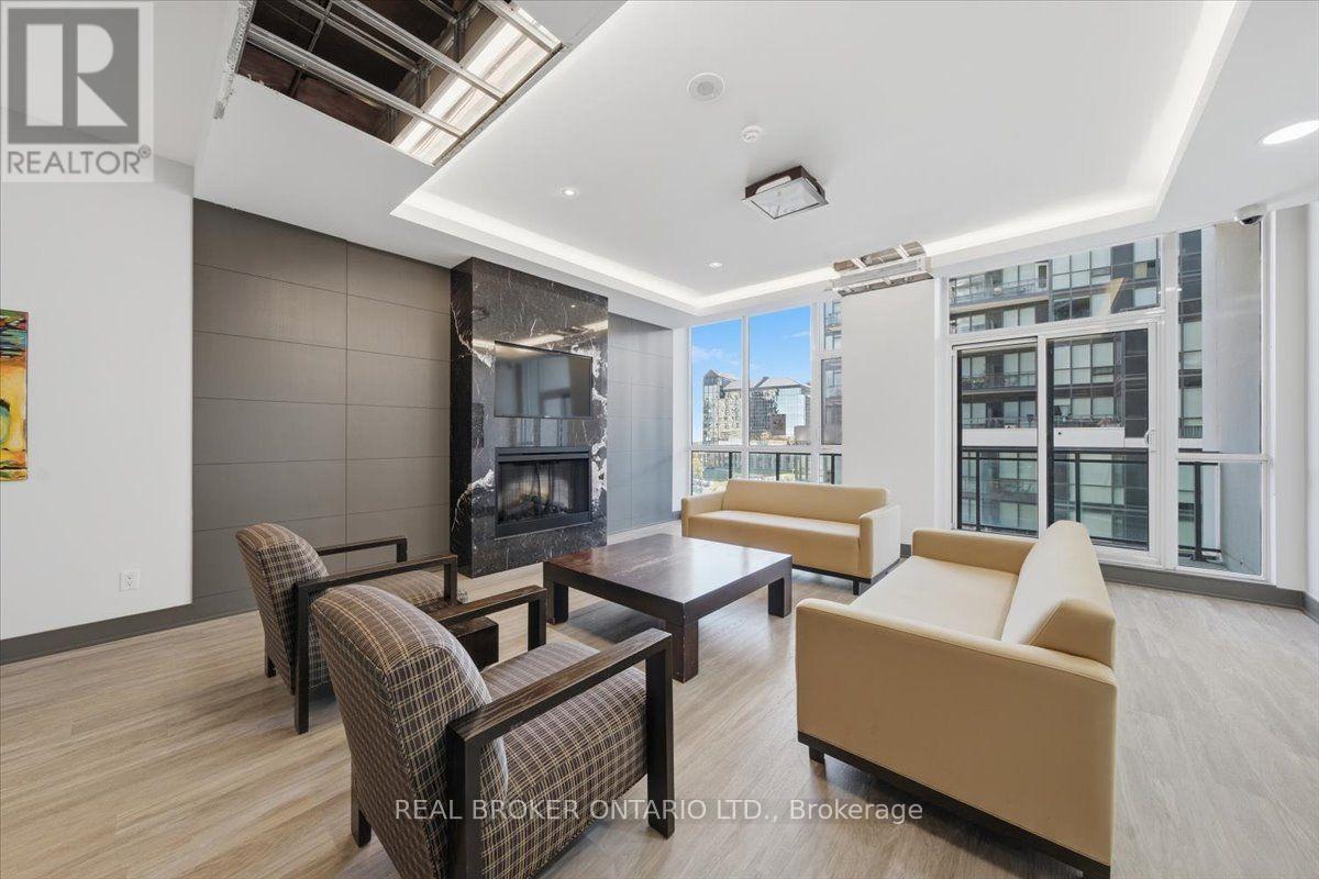 805 - 4065 Brickstone Mews Property Photo 31