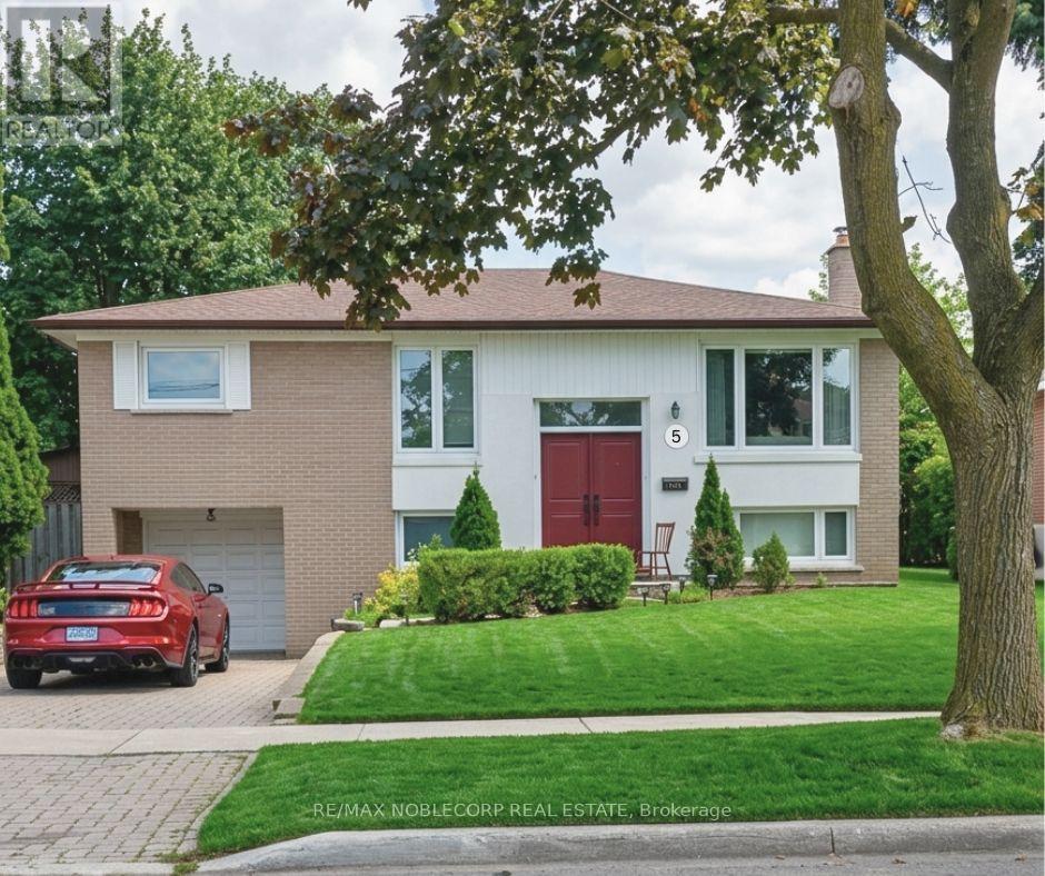 5 Conamore Crescent Property Photo 1