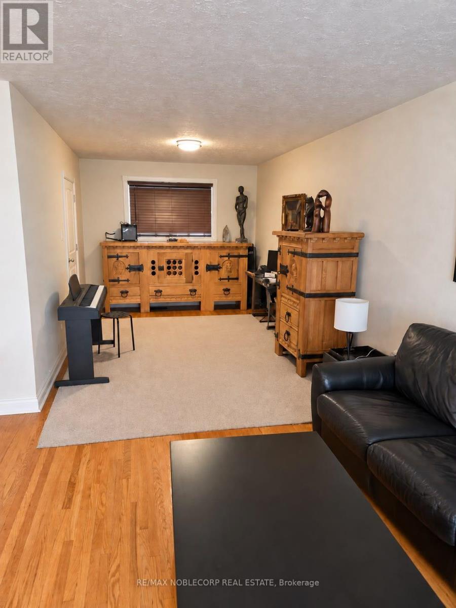 5 Conamore Crescent Property Photo 10
