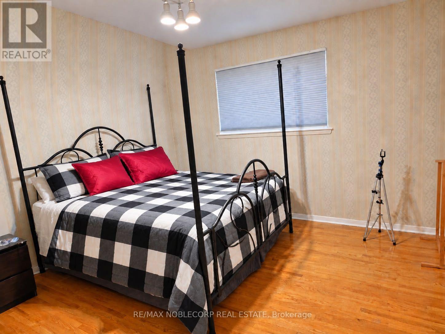 5 Conamore Crescent Property Photo 14