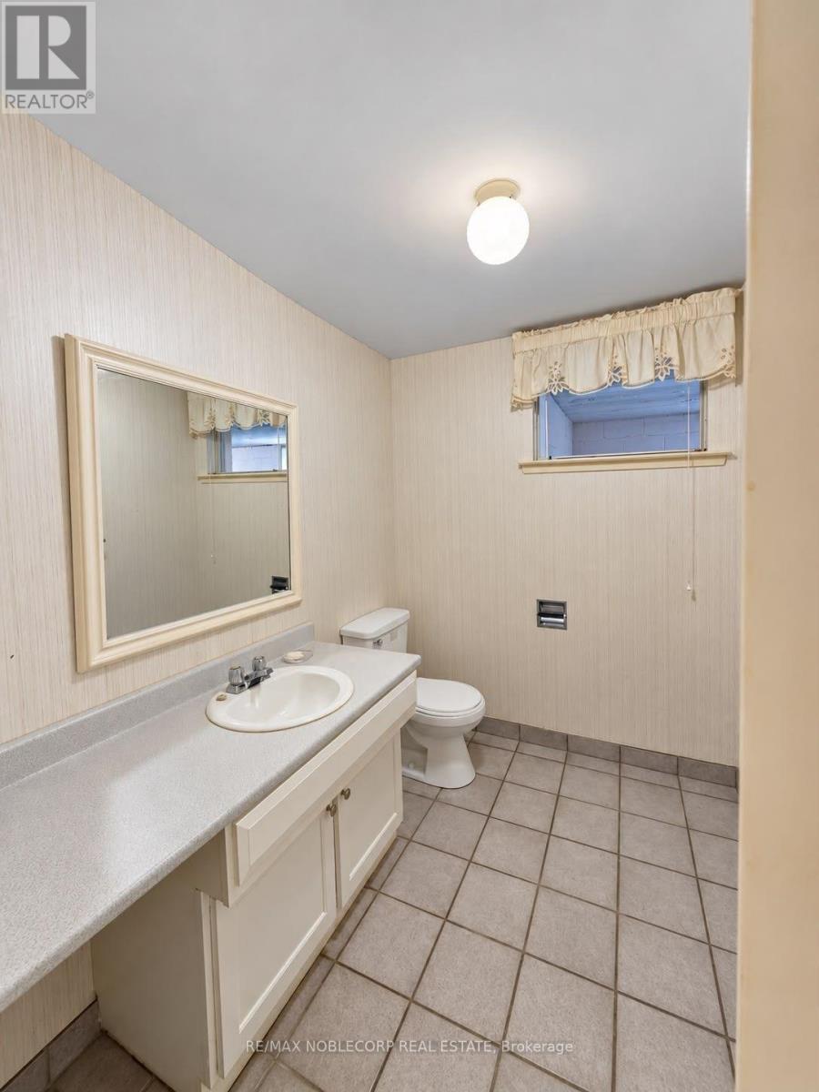 5 Conamore Crescent Property Photo 16