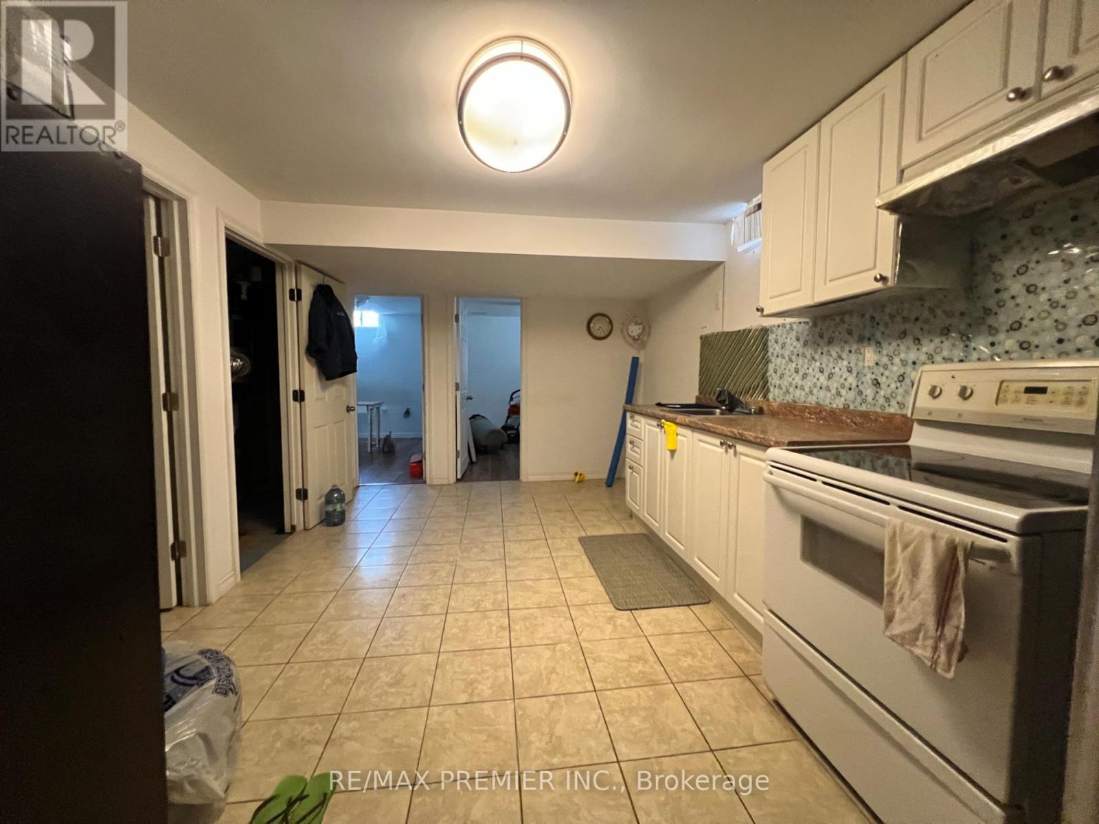 371 Krotone Crescent Property Photo 10