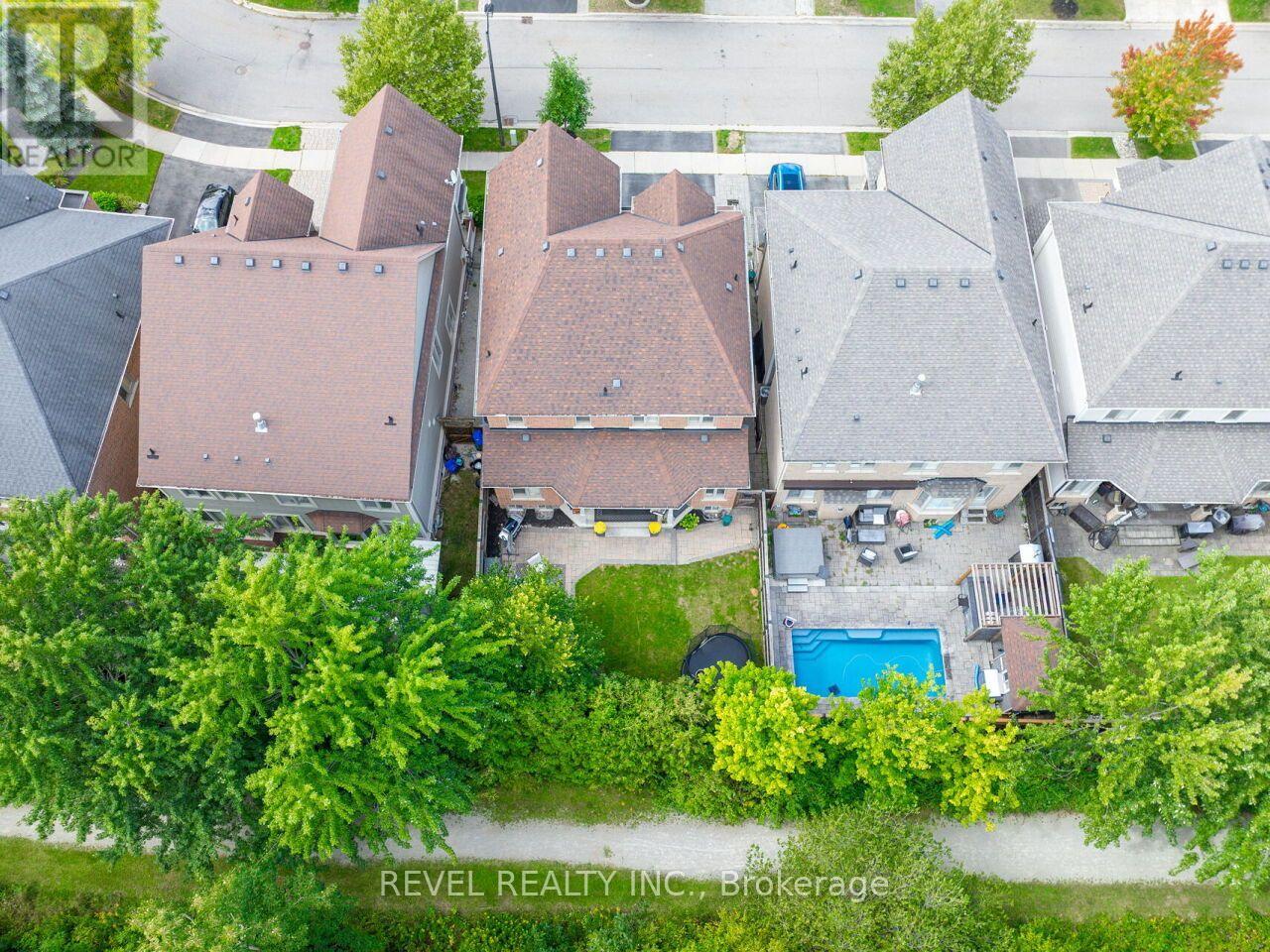 166 Forbes Terrace Property Photo 35