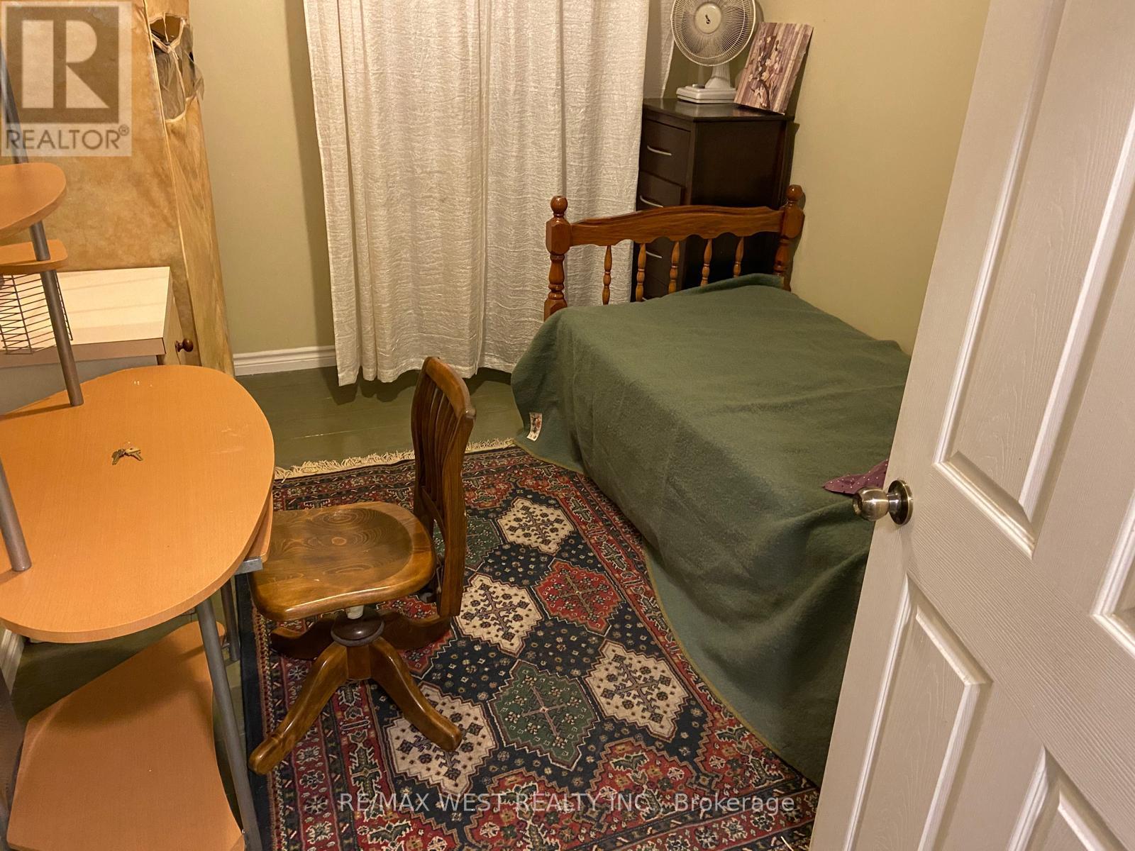 10 Fairbank Avenue Property Photo 10