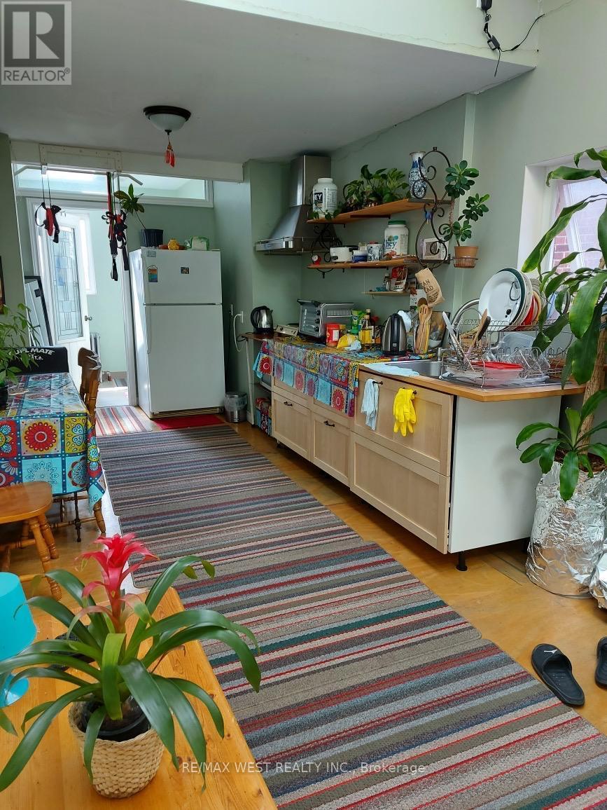10 Fairbank Avenue Property Photo 11