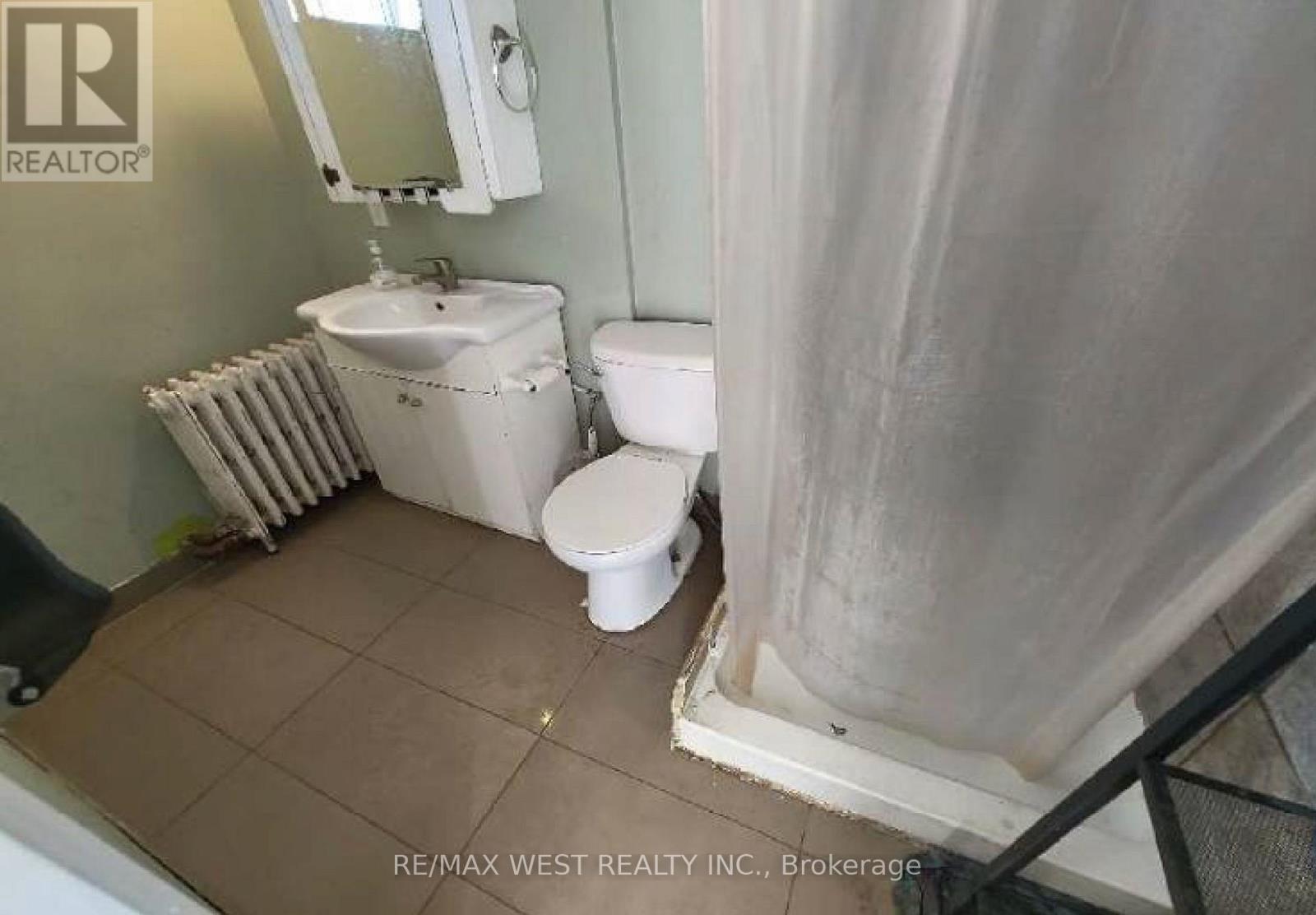 10 Fairbank Avenue Property Photo 20